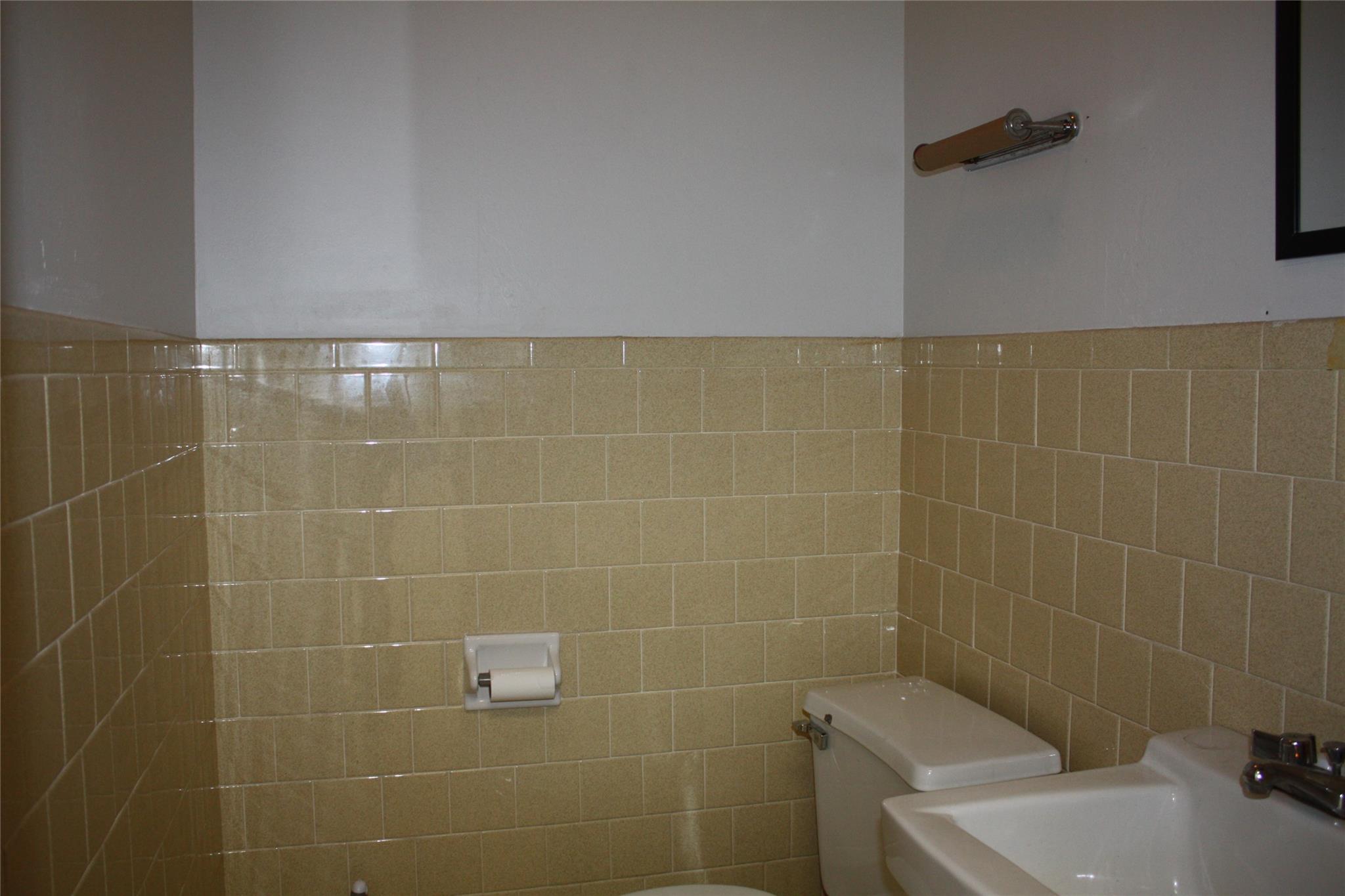 123 Pike Street 204 Out of NYC Port Jervis, NY 12771