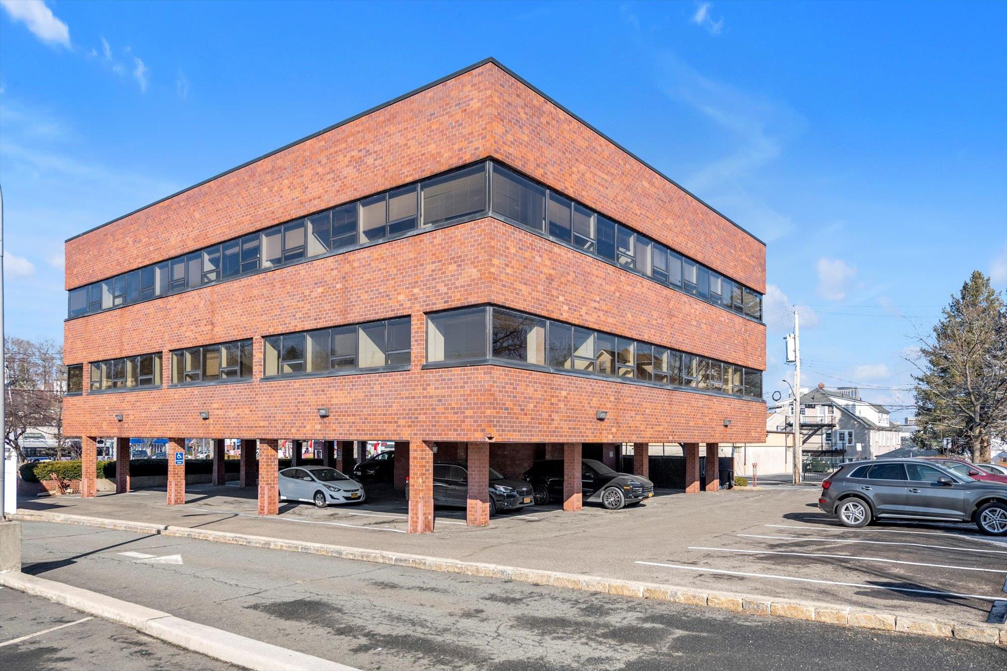 1 Summit Avenue 2nd Floor White Plains White Plains, NY 10606