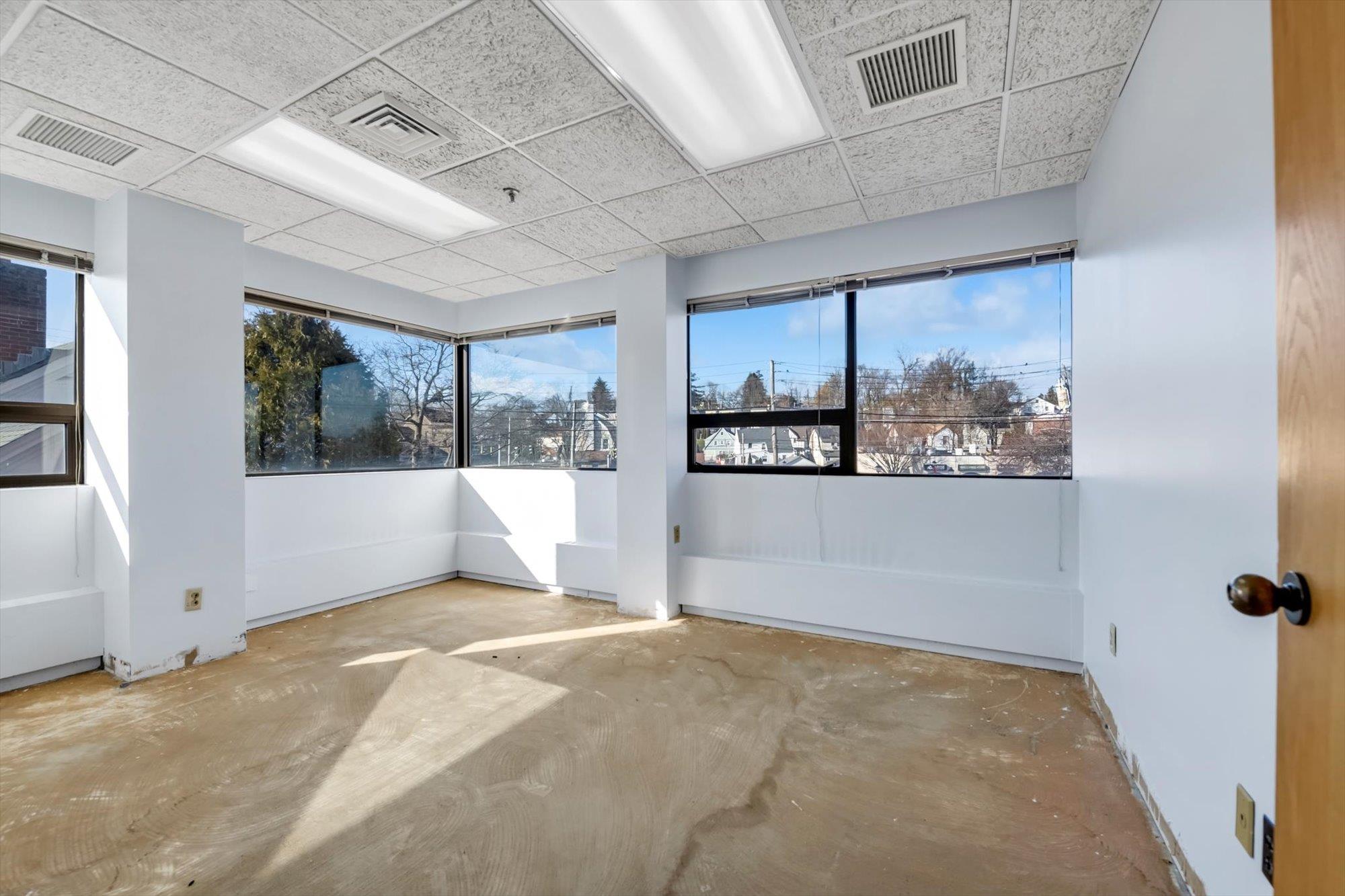 1 Summit Avenue 2nd Floor White Plains White Plains, NY 10606