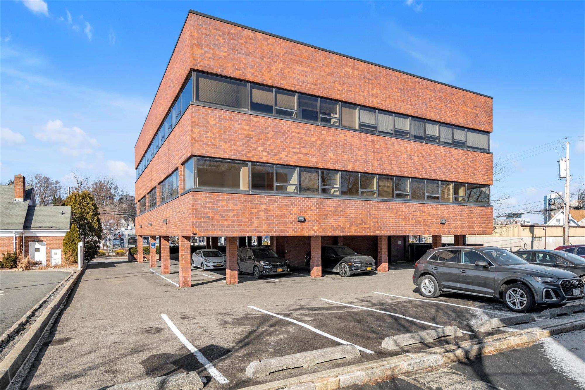 1 Summit Avenue 2nd Floor White Plains White Plains, NY 10606