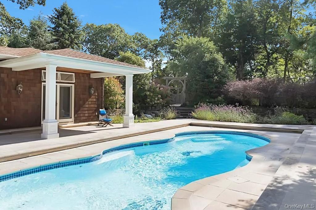 250 Pine Tree Court Cutchogue Cutchogue, NY 11935