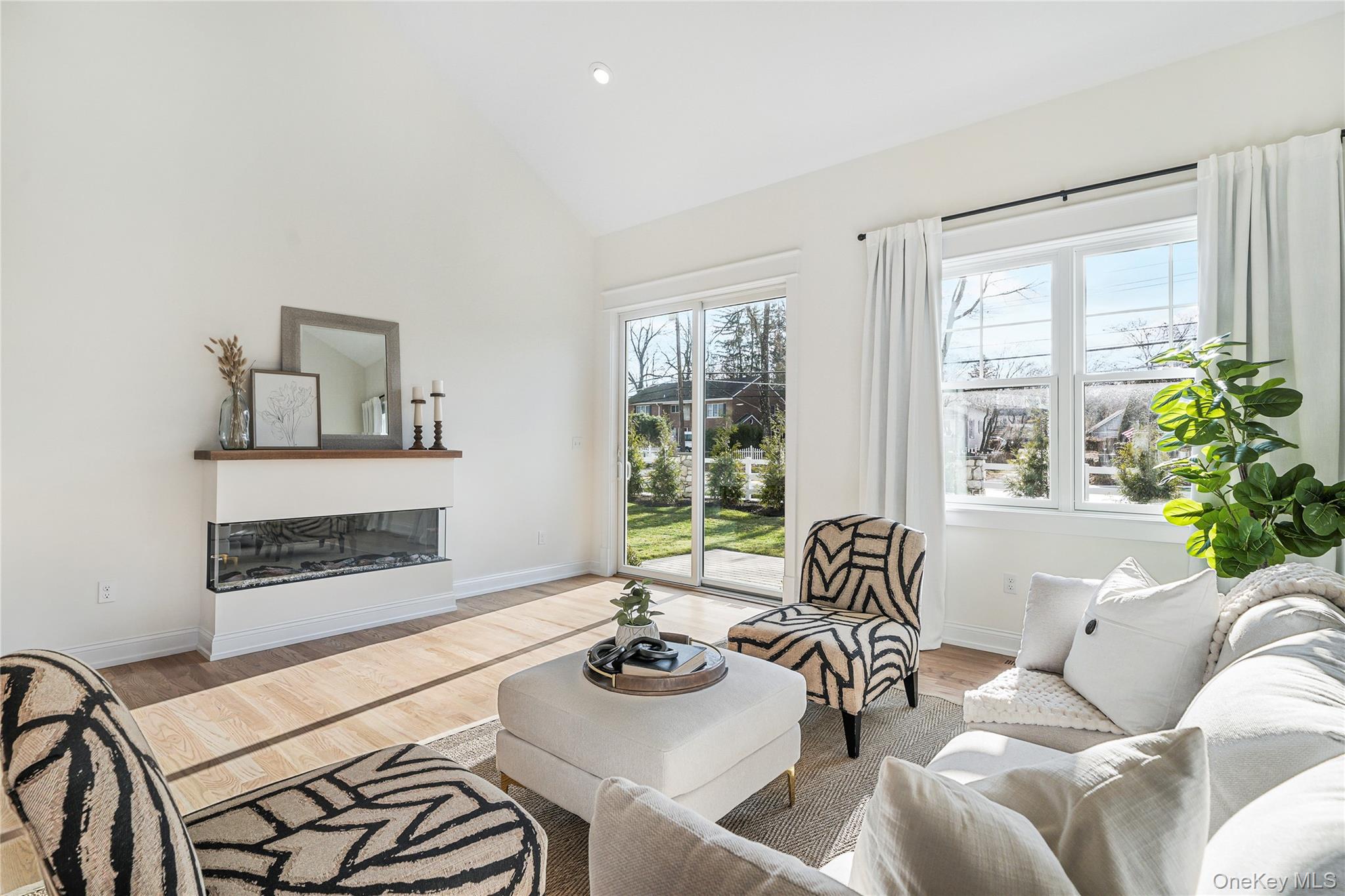 2040 Crompond Road 17 Yorktown Heights Yorktown Heights, NY 10598