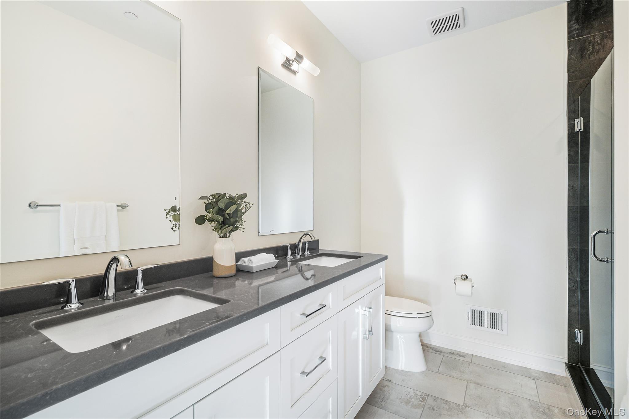 2040 Crompond Road 17 Yorktown Heights Yorktown Heights, NY 10598