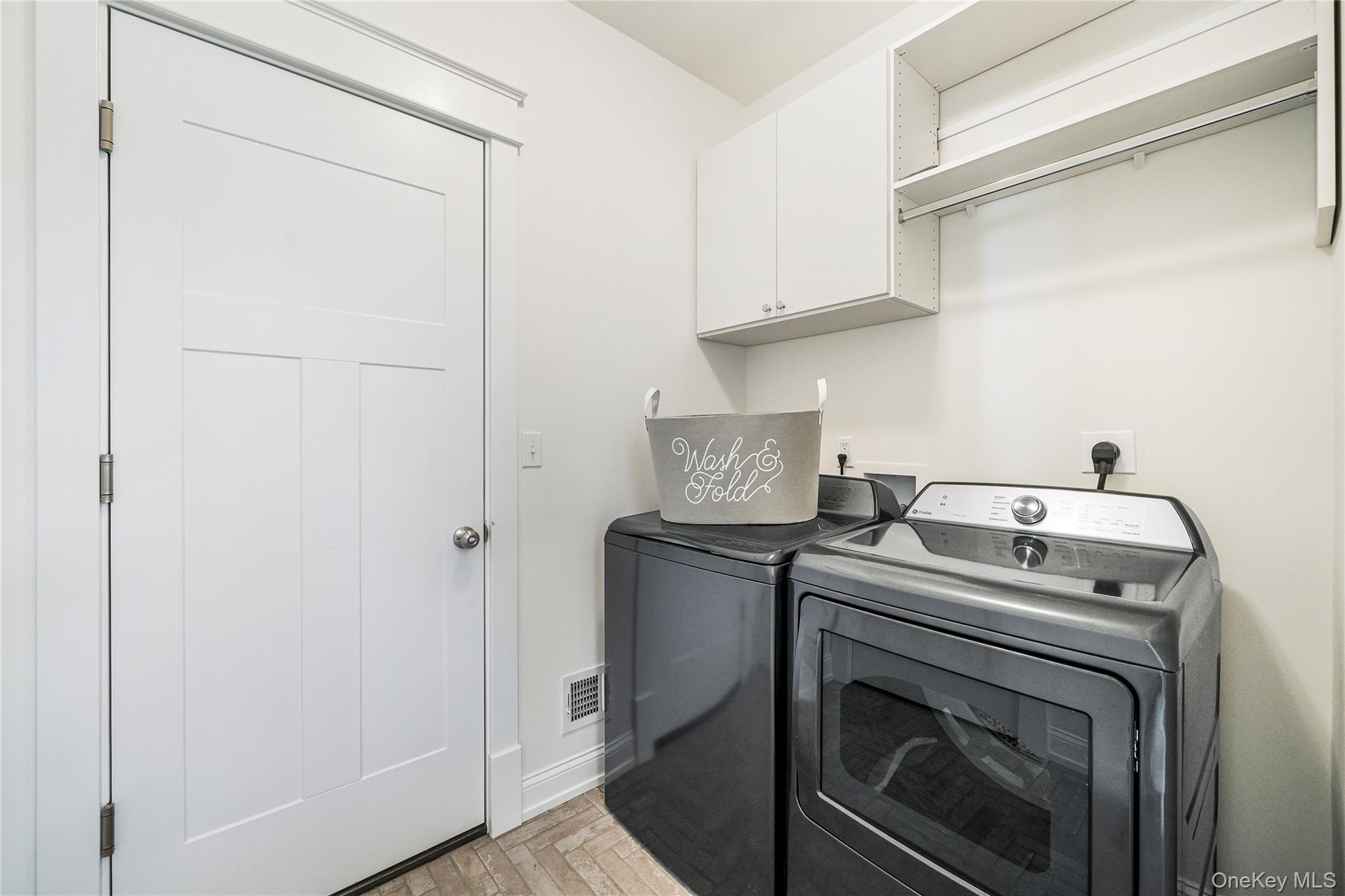 2040 Crompond Road 17 Yorktown Heights Yorktown Heights, NY 10598