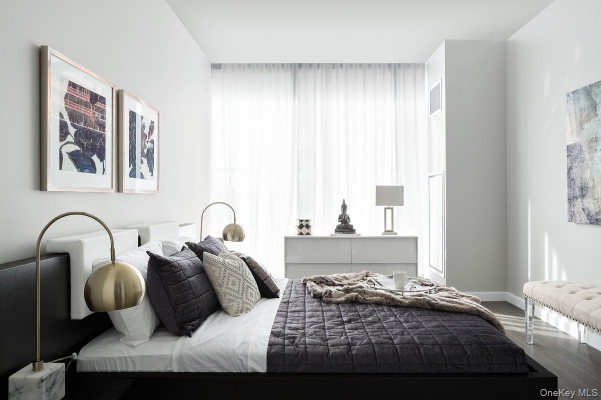 131-01 40th Road 17-S Flushing Flushing, NY 11354