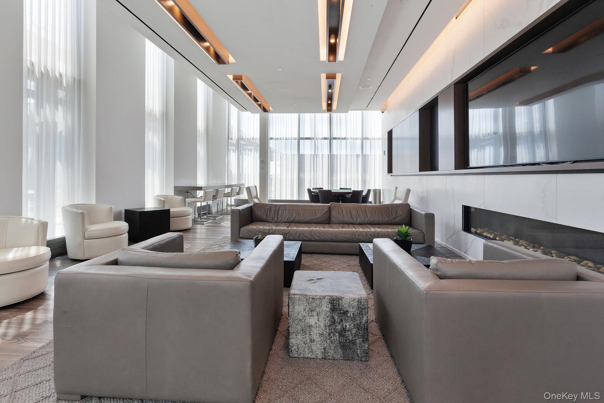 131-01 40th Road 17-S Flushing Flushing, NY 11354