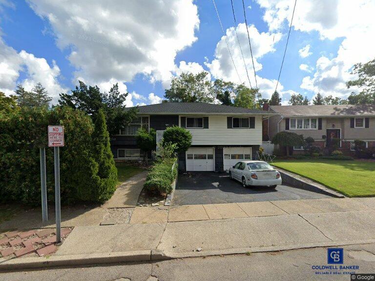 975 Little Neck Avenue North Bellmore, NY 11710
