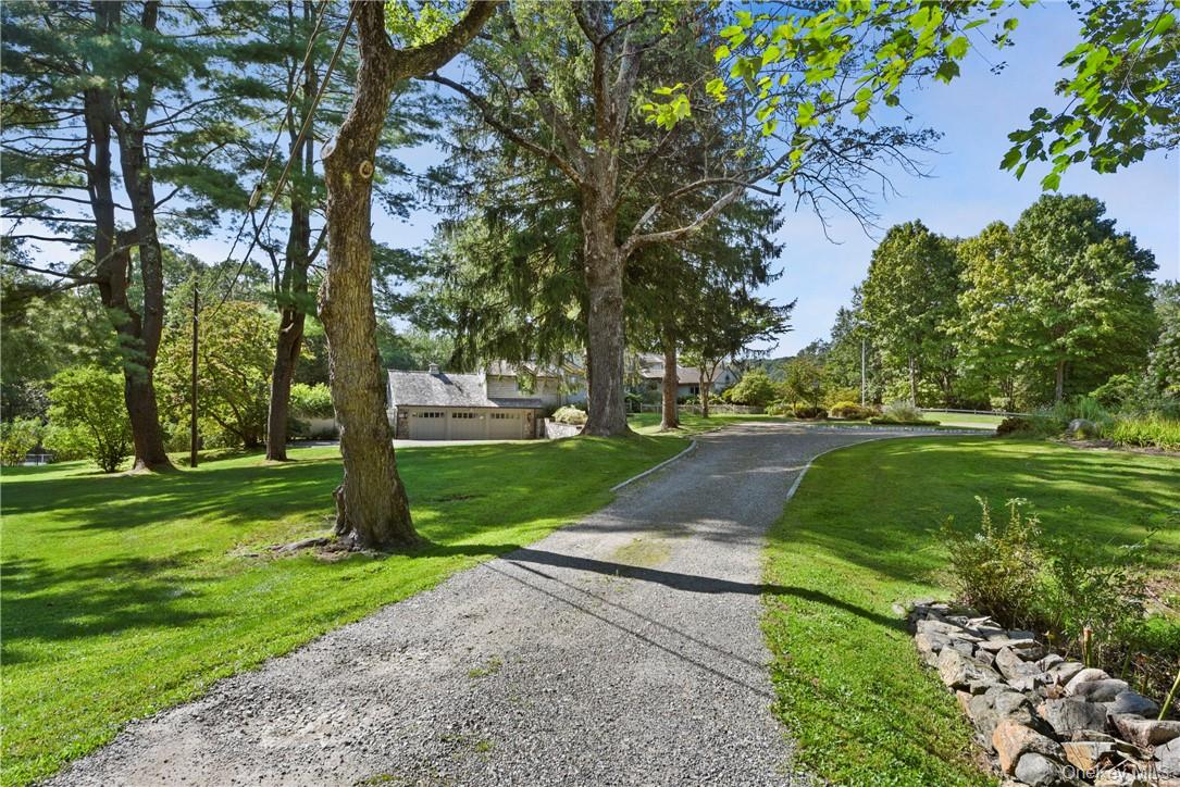 106 Old Stone Hill Road Pound Ridge Pound Ridge, NY 10576