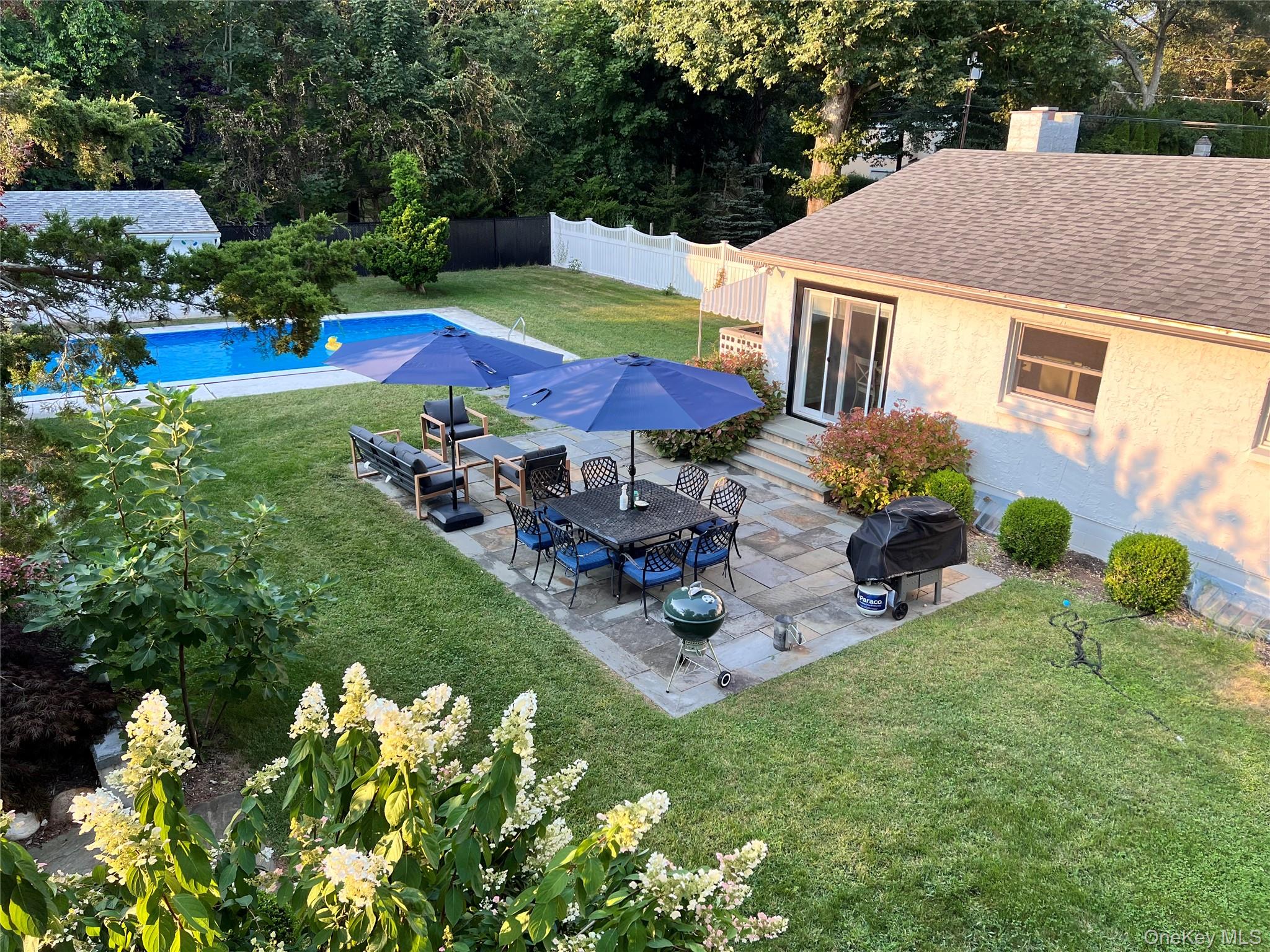 3825 Stars Road East Marion East Marion, NY 11939