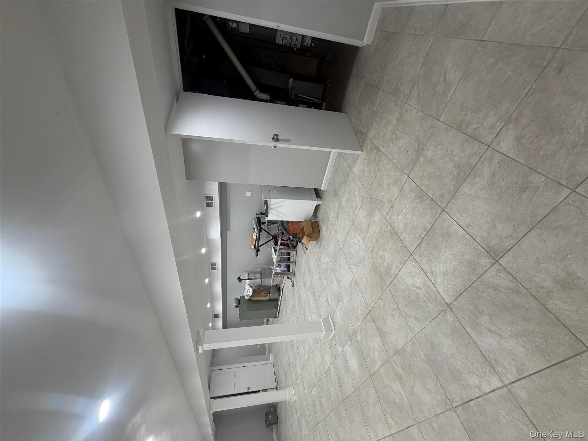 2410 Boston post Road Larchmont Larchmont, NY 10538