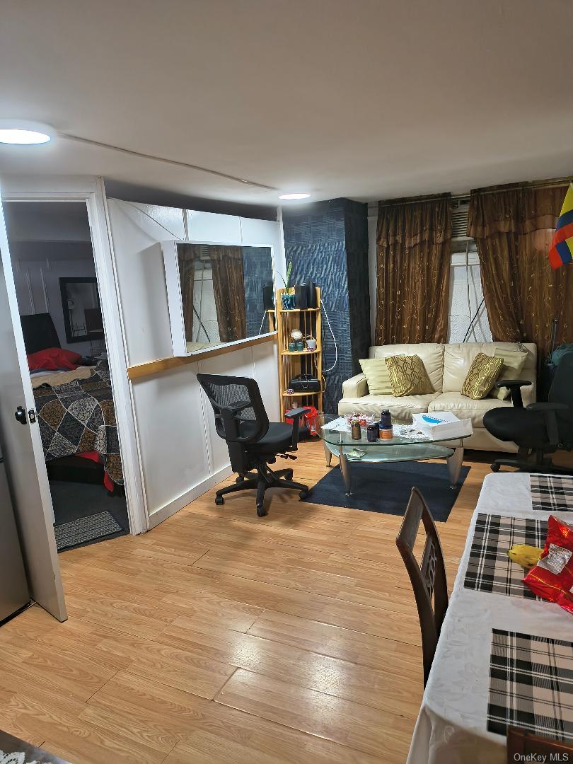 87-08 31st Avenue East Elmhurst East Elmhurst, NY 11369