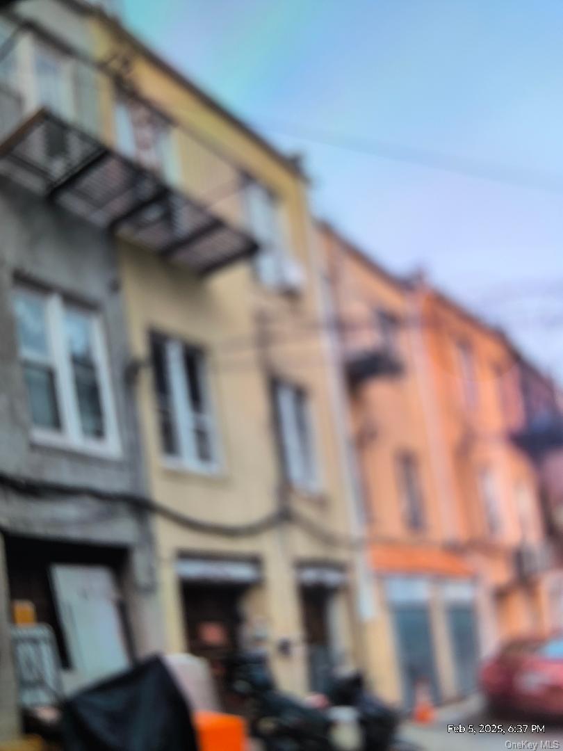 87-08 31st Avenue East Elmhurst East Elmhurst, NY 11369