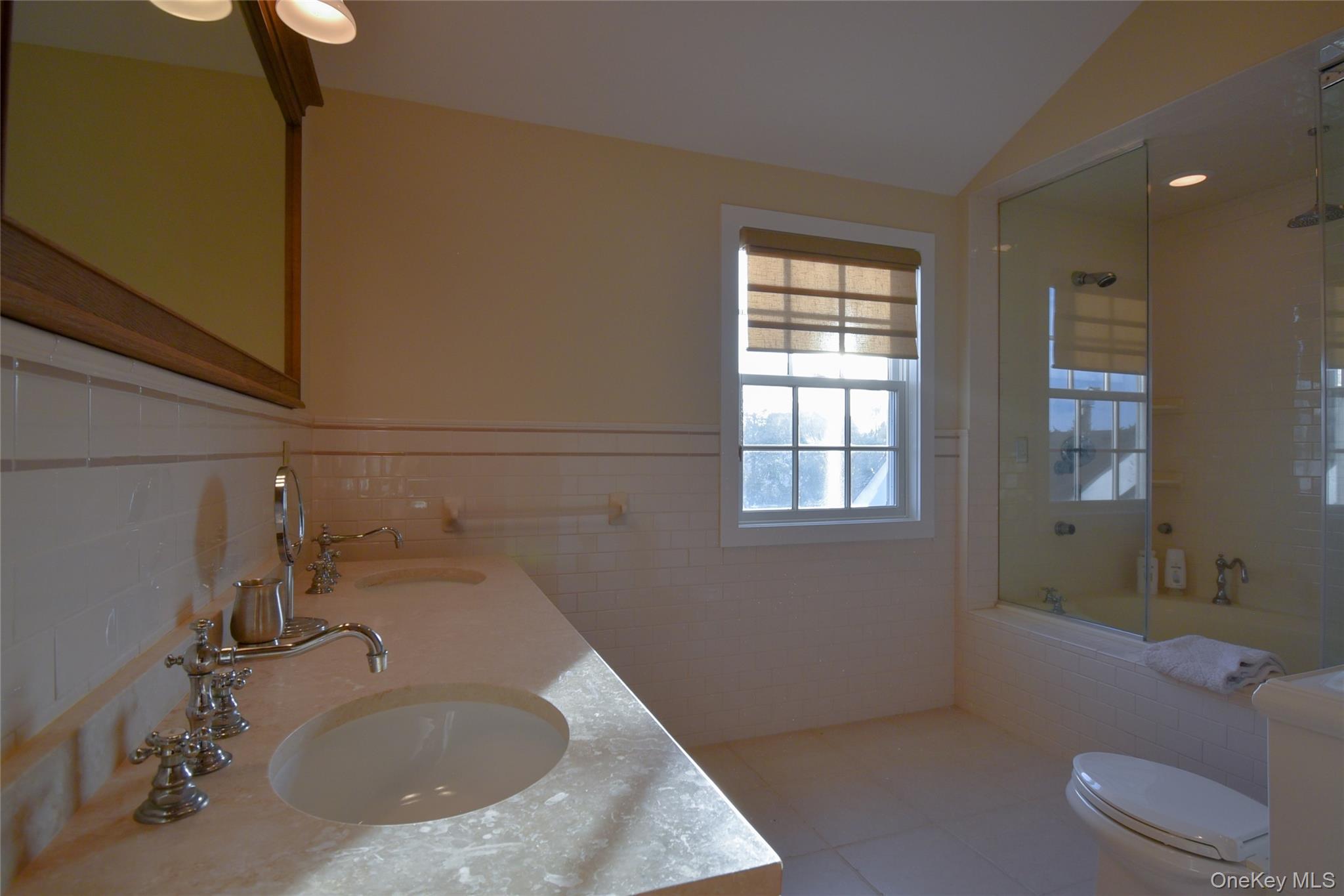 21 Bayside Avenue East Quogue East Quogue, NY 11942