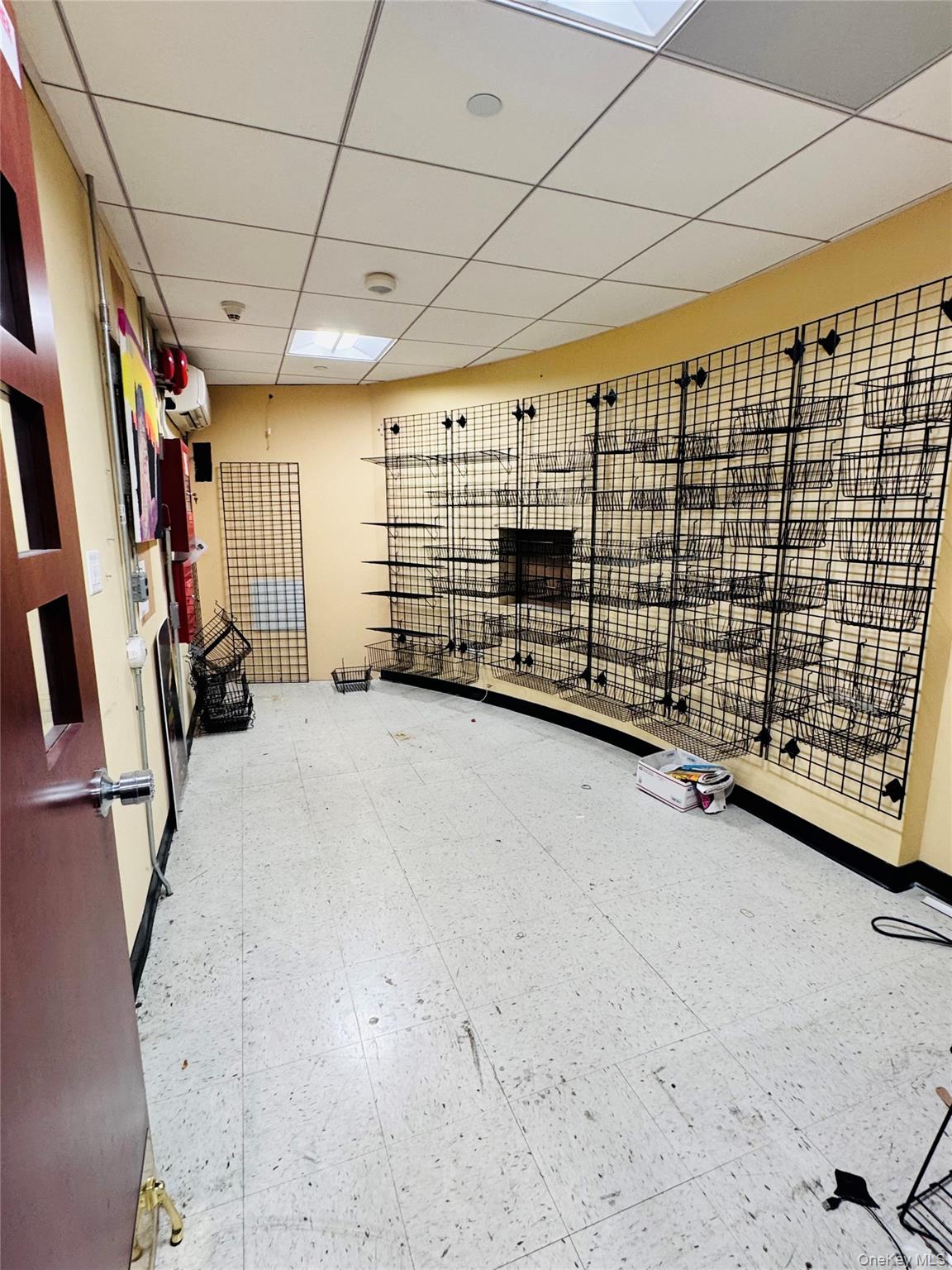 30-75 Steinway Street Astoria Astoria, NY 11103