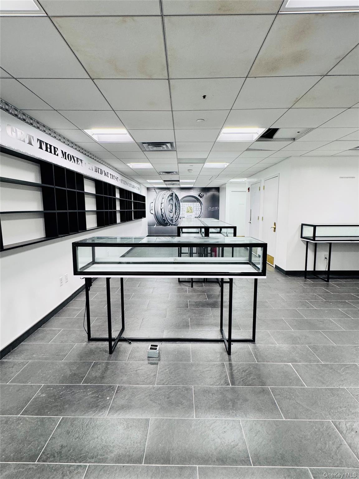 30-75 Steinway Street Astoria Astoria, NY 11103