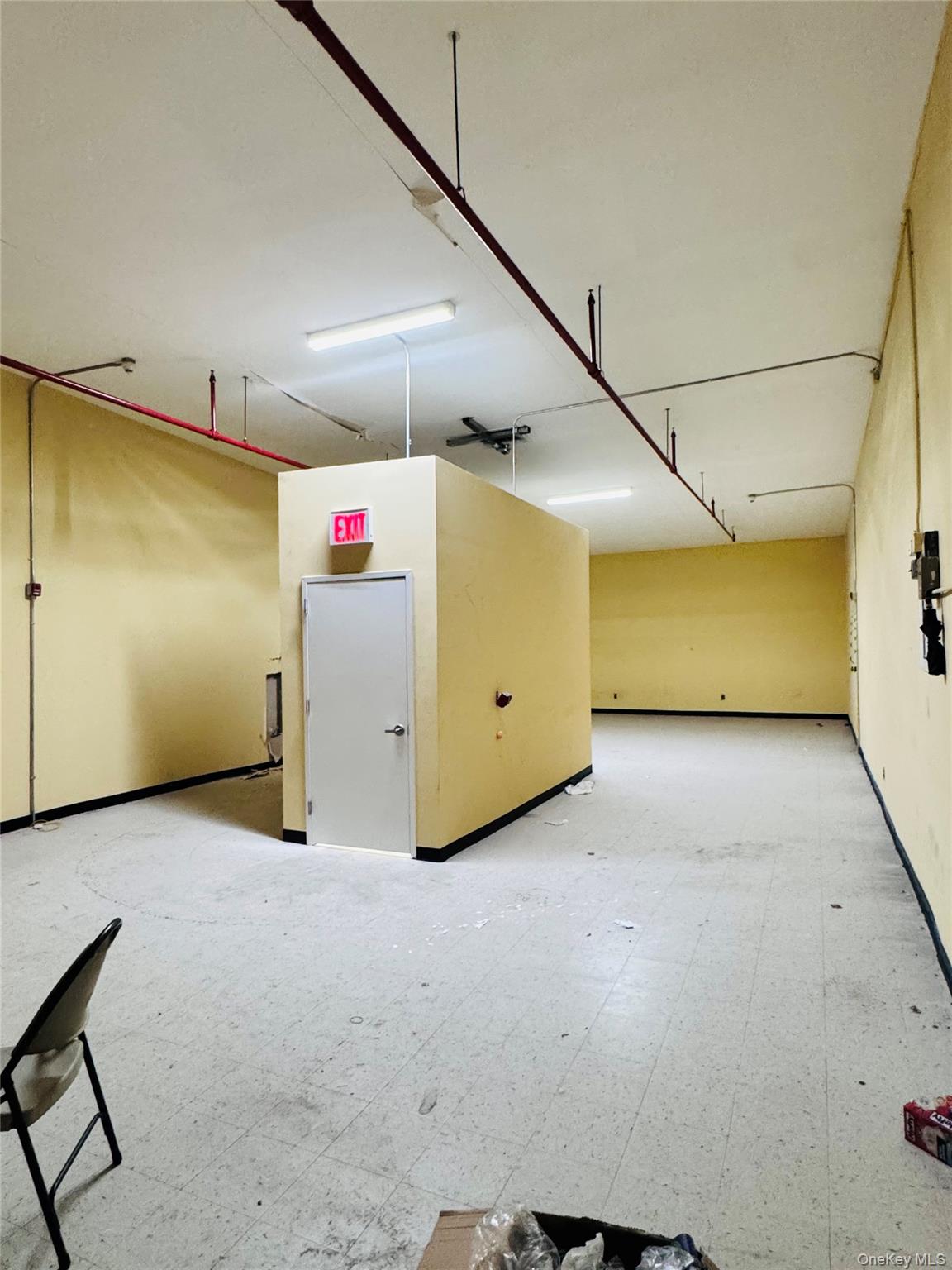 30-75 Steinway Street Astoria Astoria, NY 11103