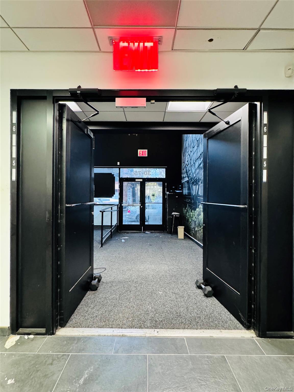 30-75 Steinway Street Astoria Astoria, NY 11103