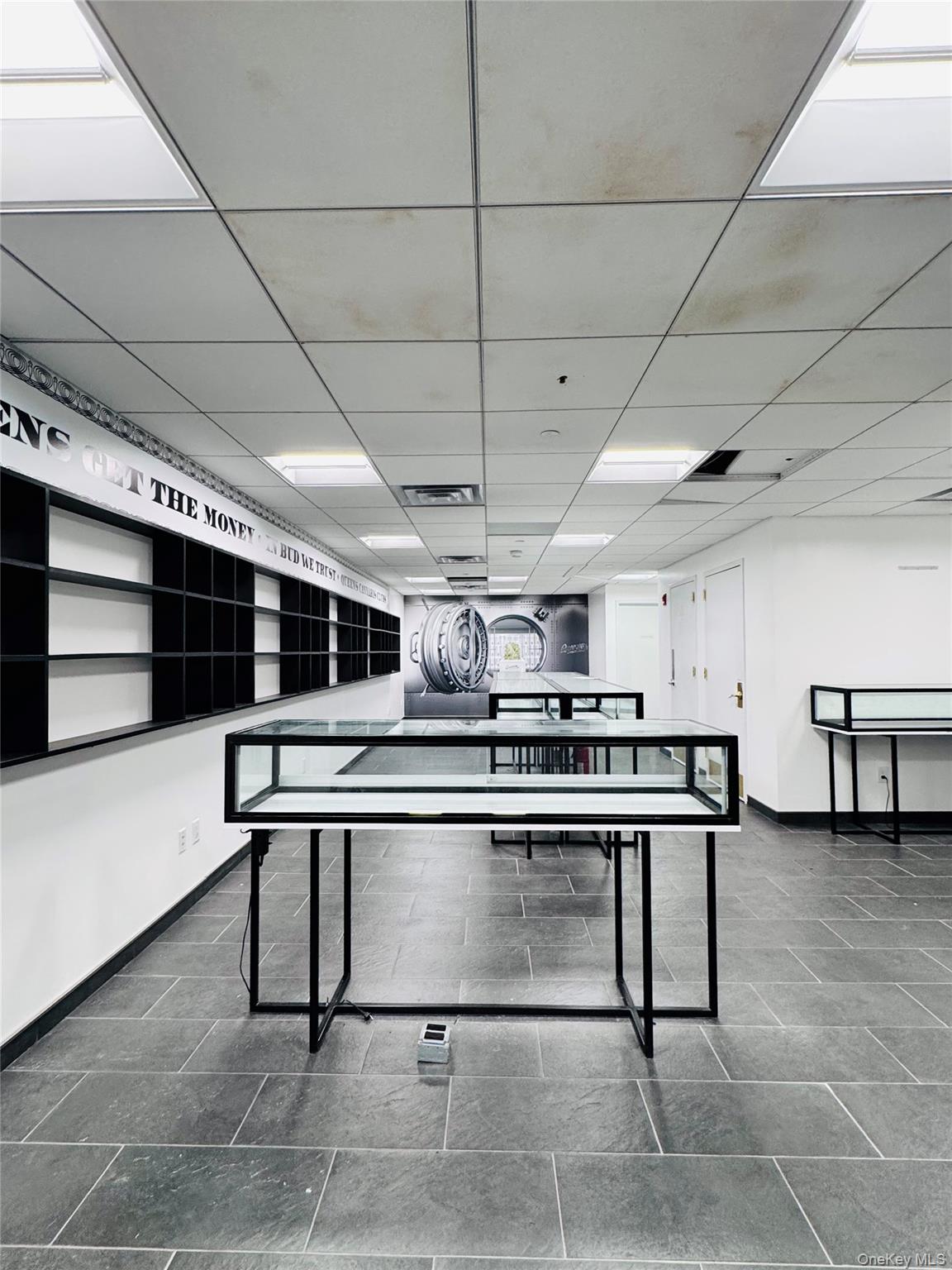 30-75 Steinway Street Astoria Astoria, NY 11103