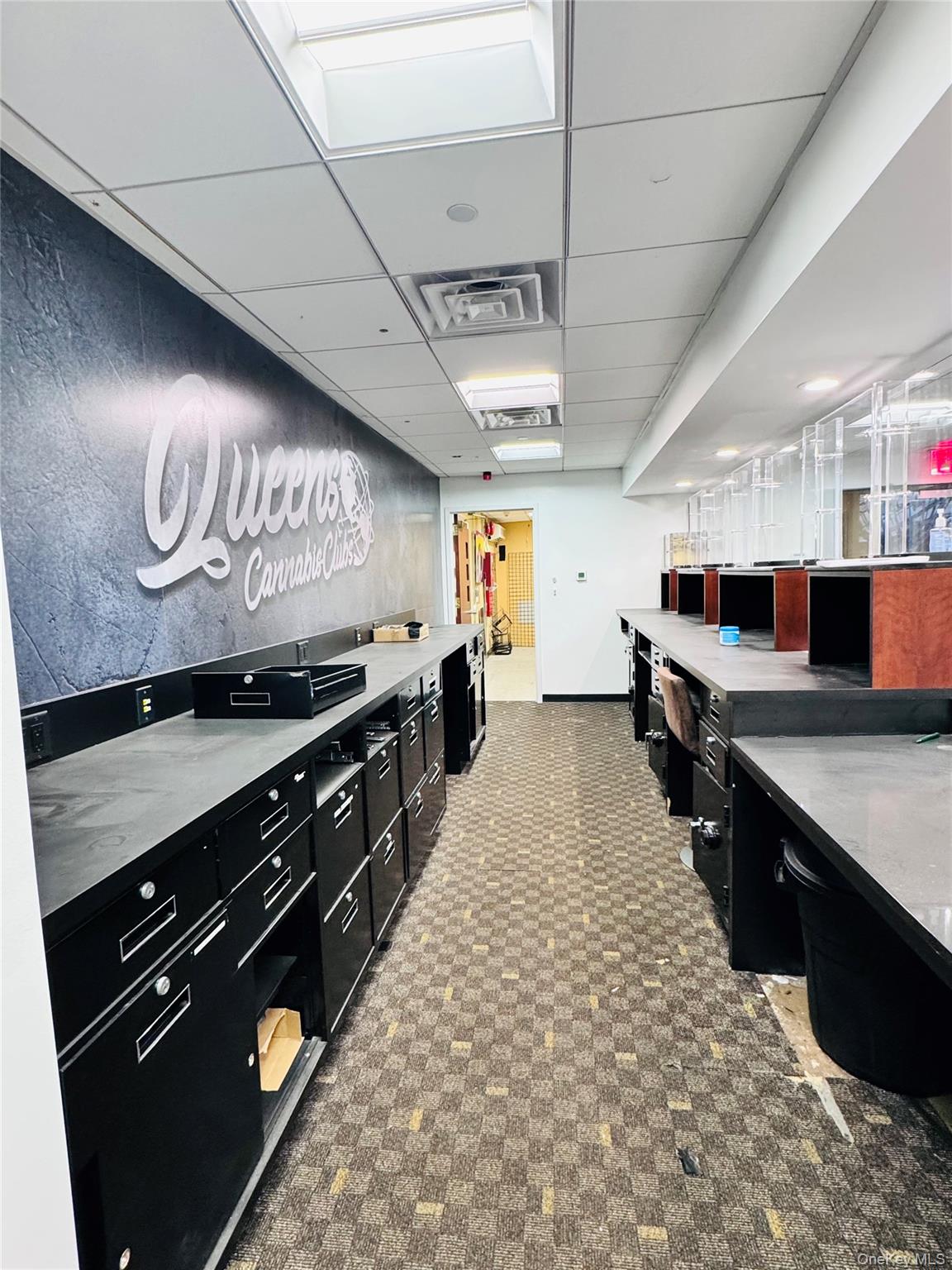 30-75 Steinway Street Astoria Astoria, NY 11103