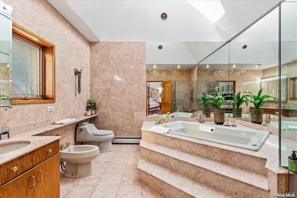 6 Summit Place Malba Malba, NY 11357