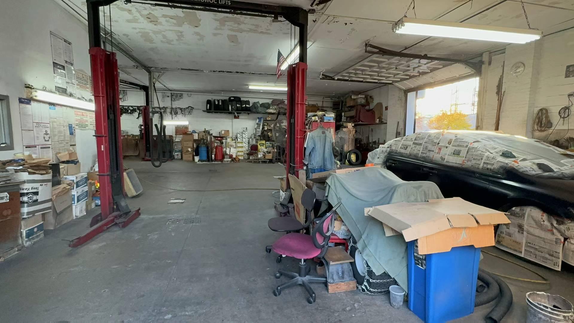 49-04 25th Avenue Woodside Woodside, NY 11377