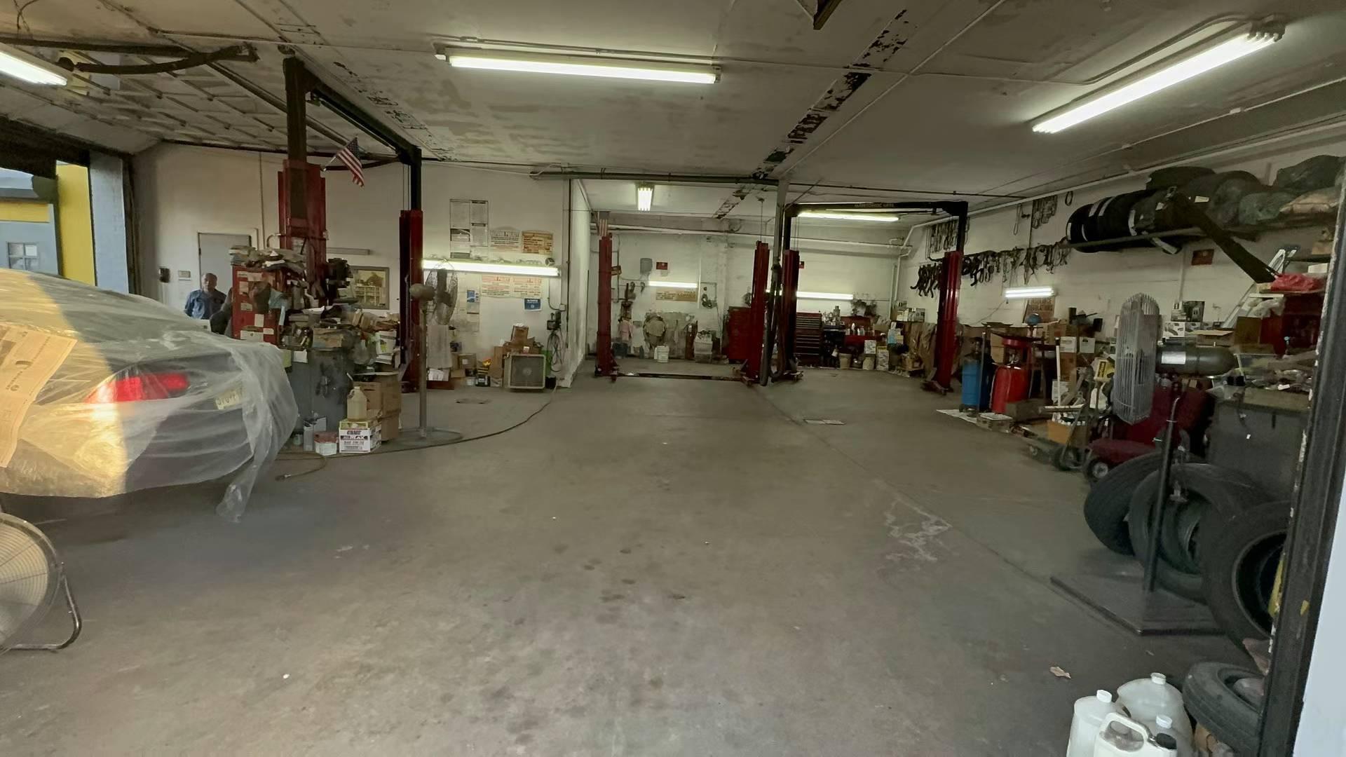 49-04 25th Avenue Woodside Woodside, NY 11377