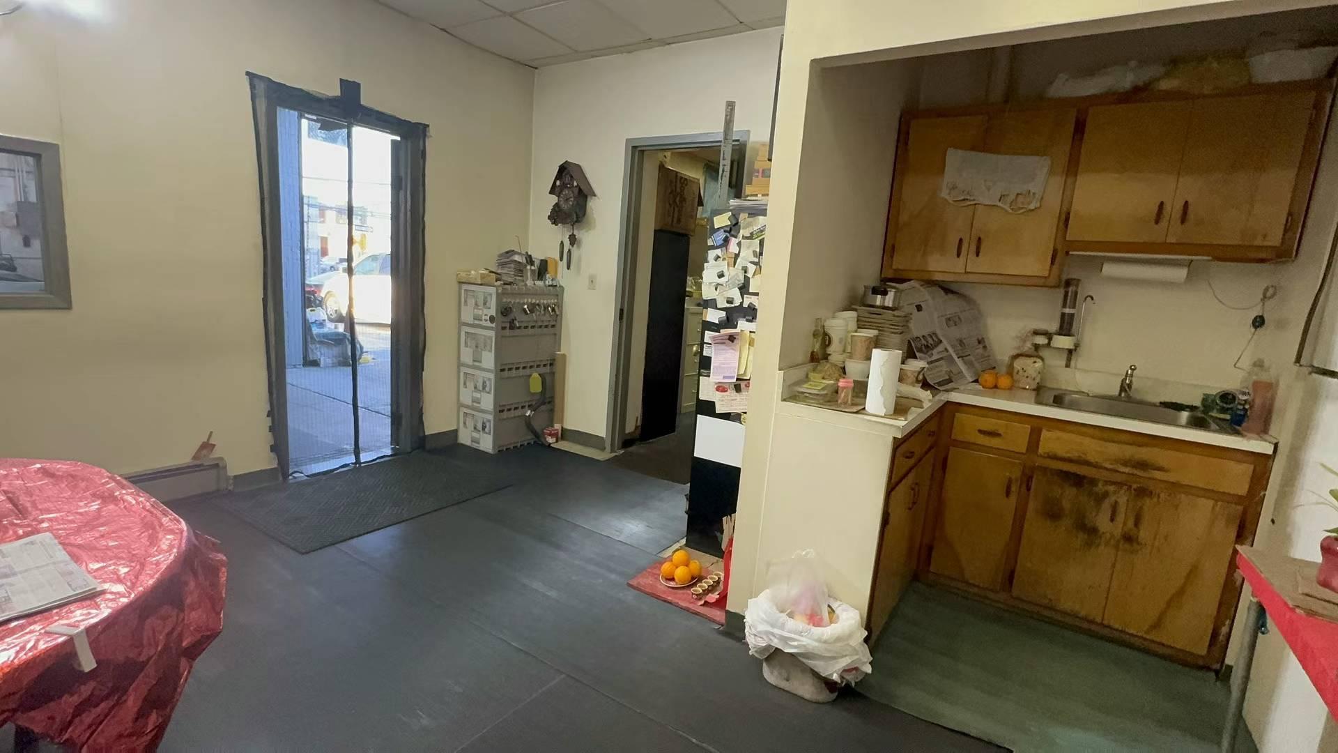 49-04 25th Avenue Woodside Woodside, NY 11377