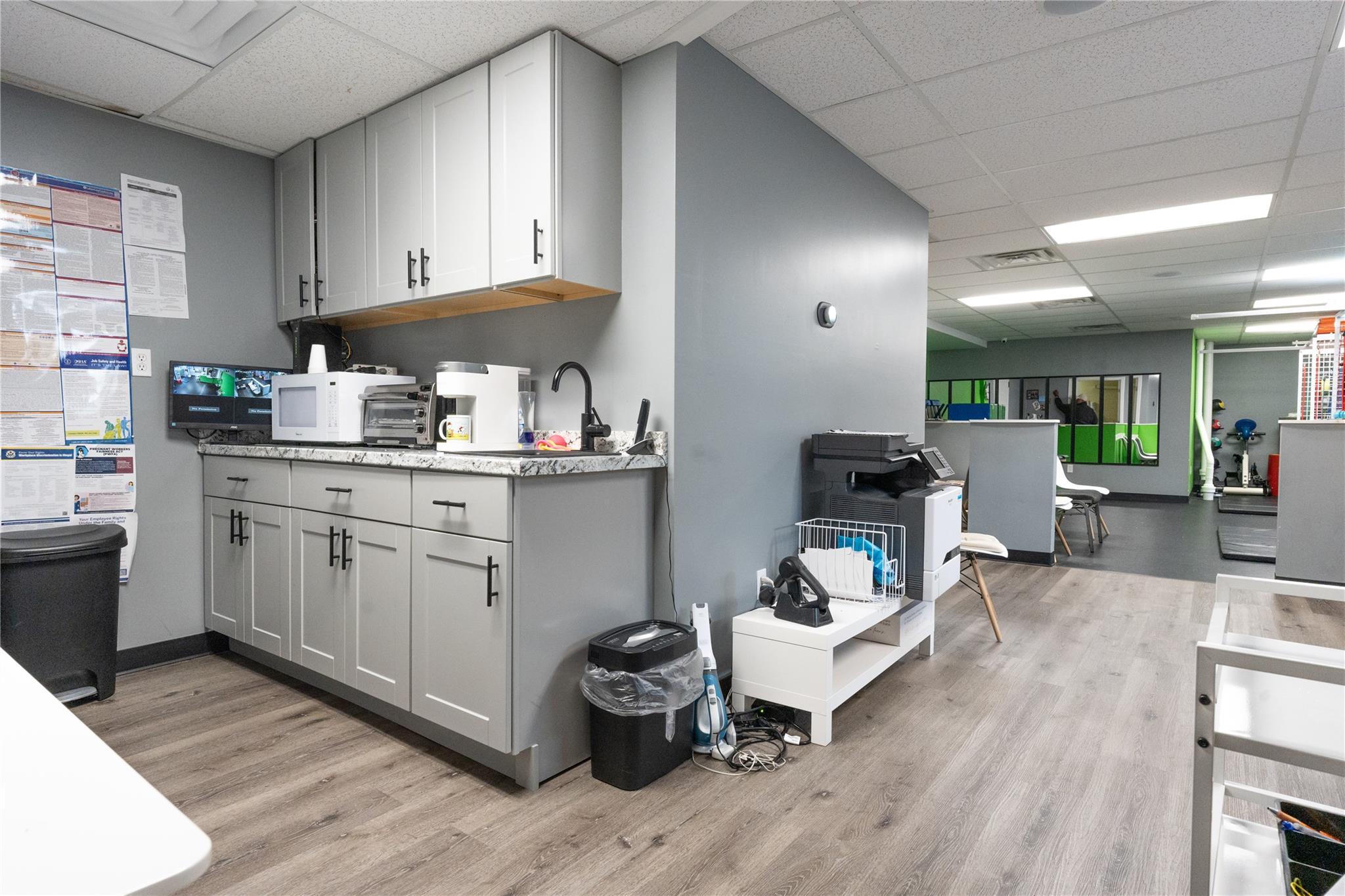 160 Commack Road Commack Commack, NY 11725