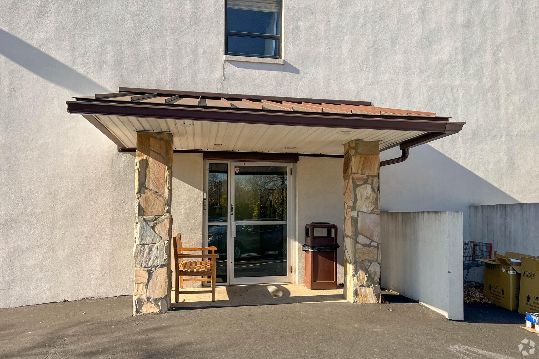 160 Commack Road Commack Commack, NY 11725