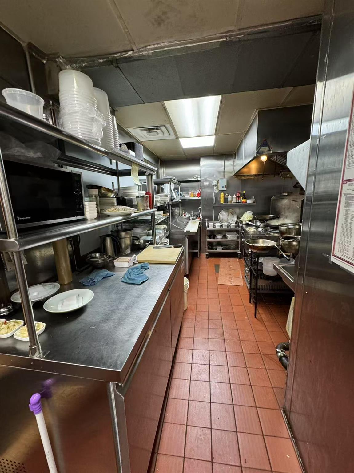 136 89 37 Avenue Flushing Flushing, NY 11354