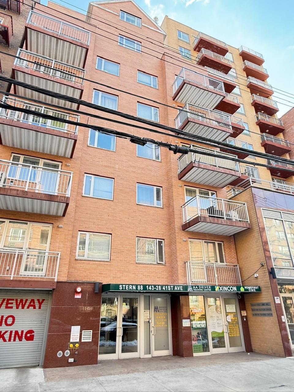 143-28 41st Avenue 4-B Flushing Flushing, NY 11355