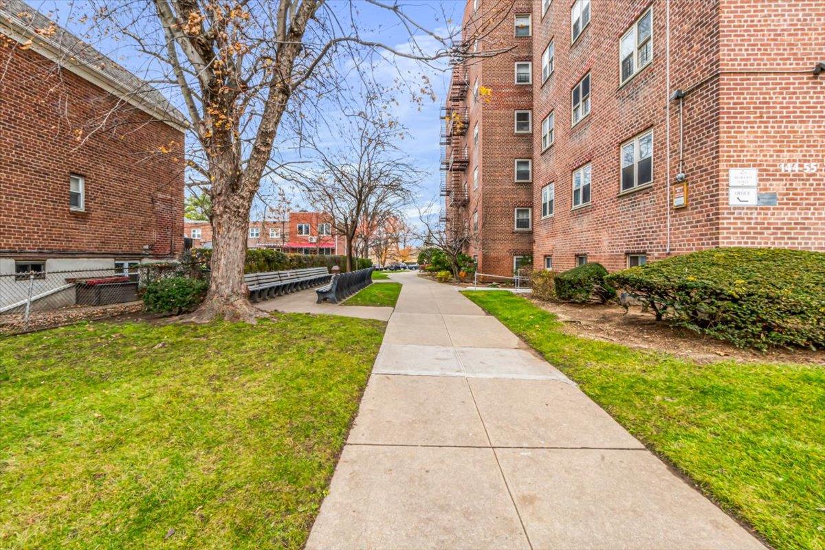 144-55 Melbourne Avenue 4-A Flushing Flushing, NY 11367