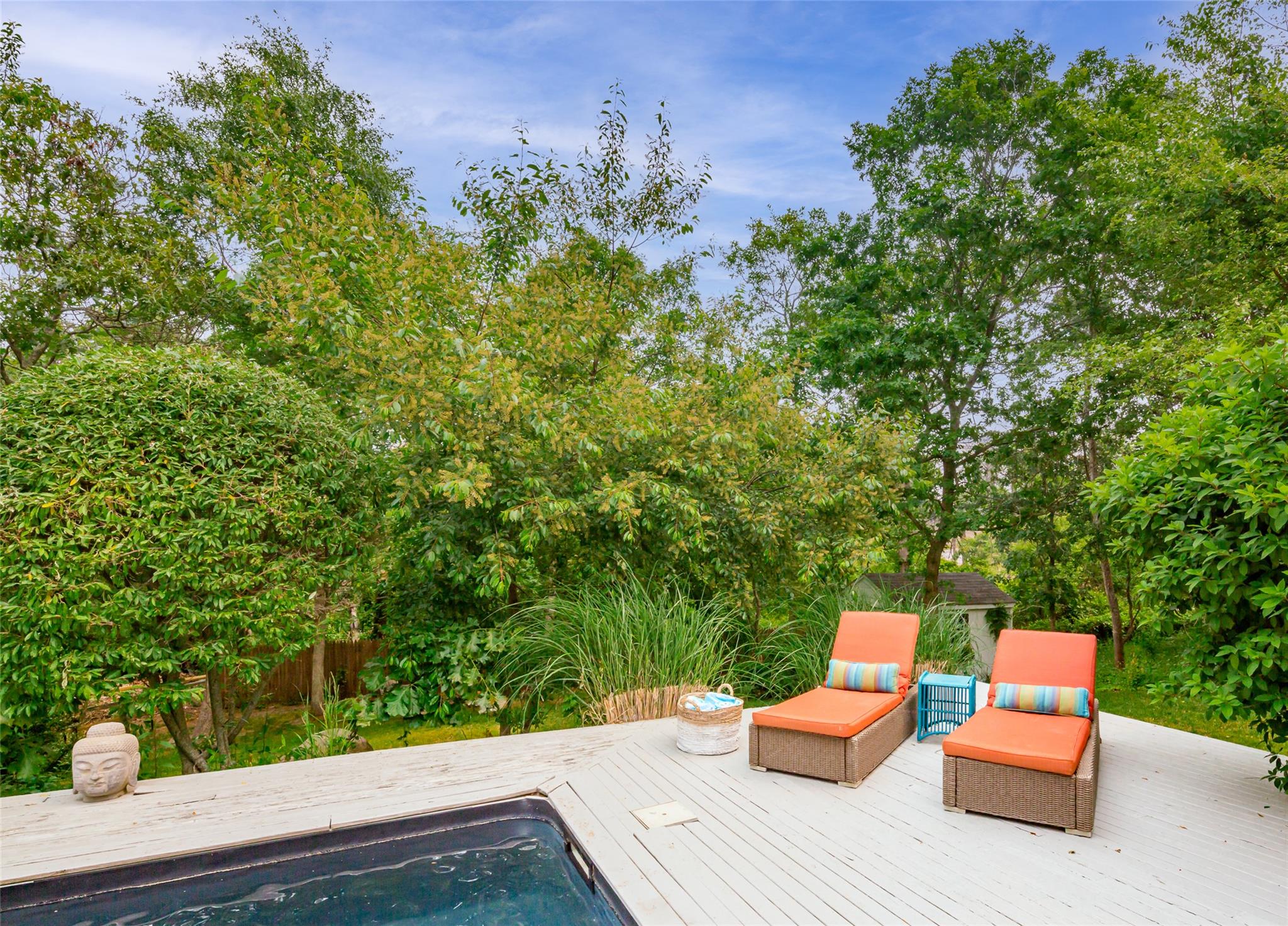 21 Hillover Road E Hampton Bays Hampton Bays, NY 11946