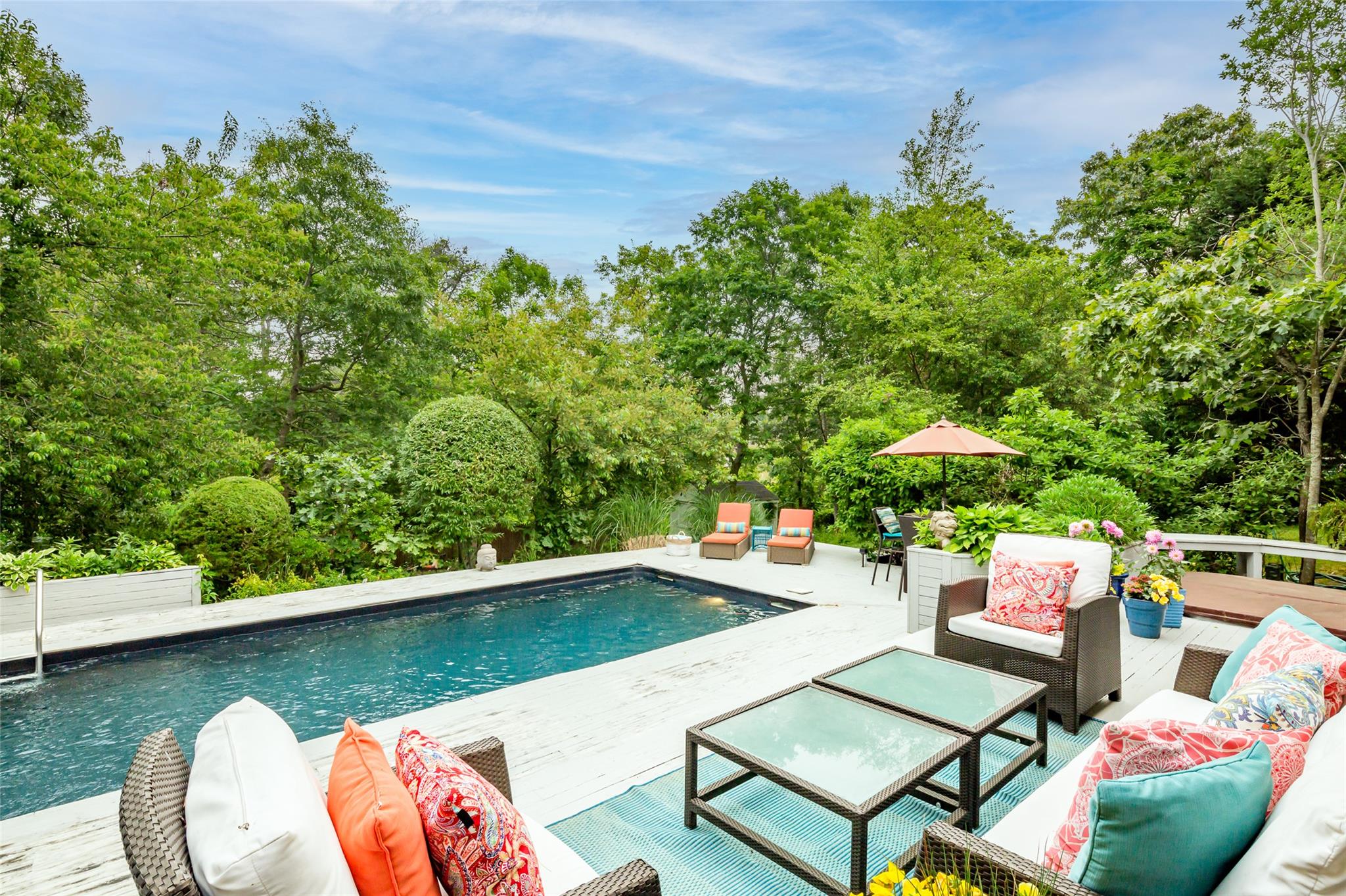 21 Hillover Road E Hampton Bays Hampton Bays, NY 11946