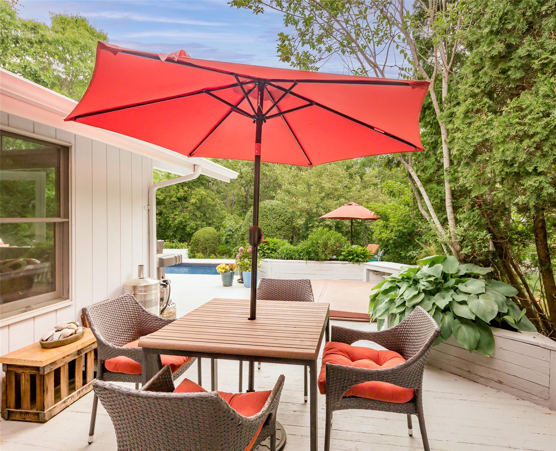 21 Hillover Road E Hampton Bays Hampton Bays, NY 11946