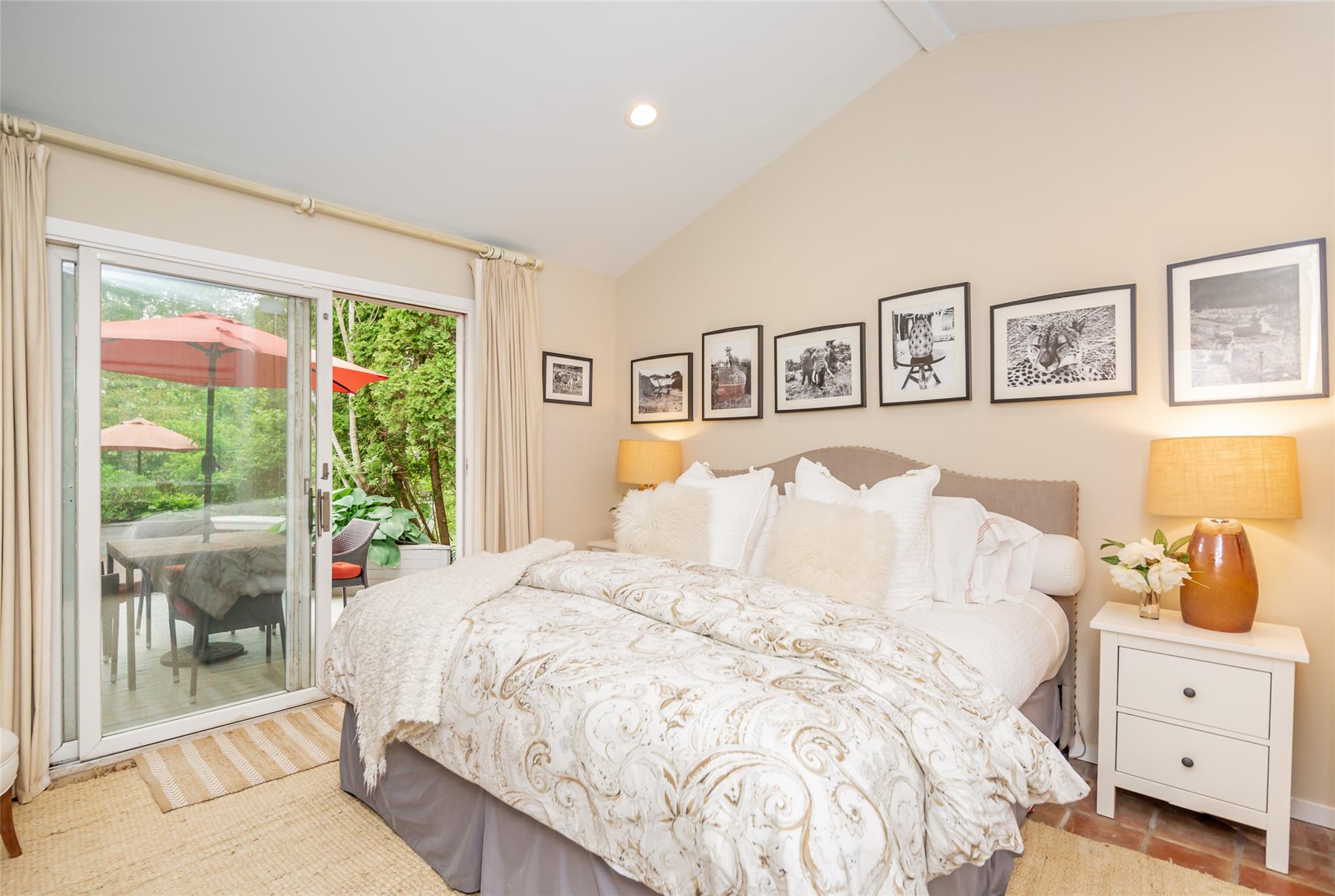 21 Hillover Road E Hampton Bays Hampton Bays, NY 11946