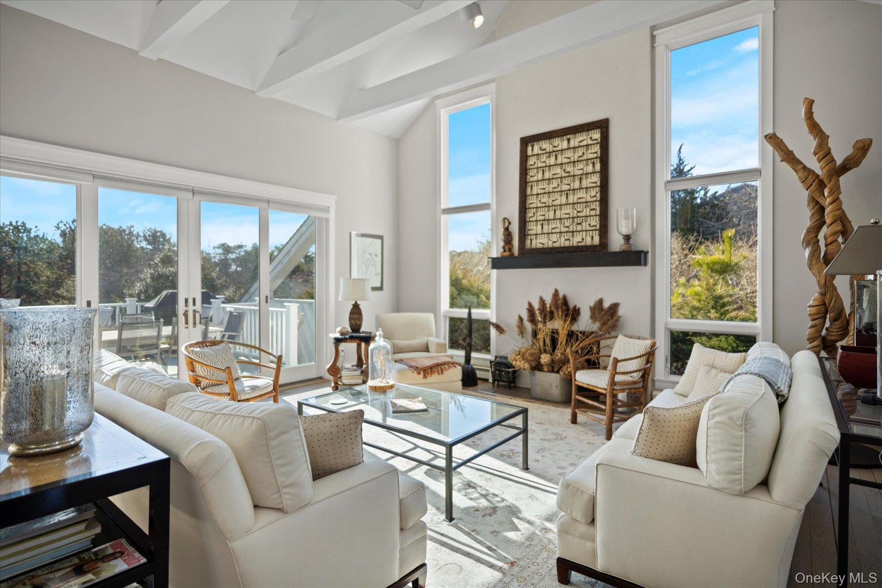 61 Seabreeze Lane Amagansett Amagansett, NY 11930