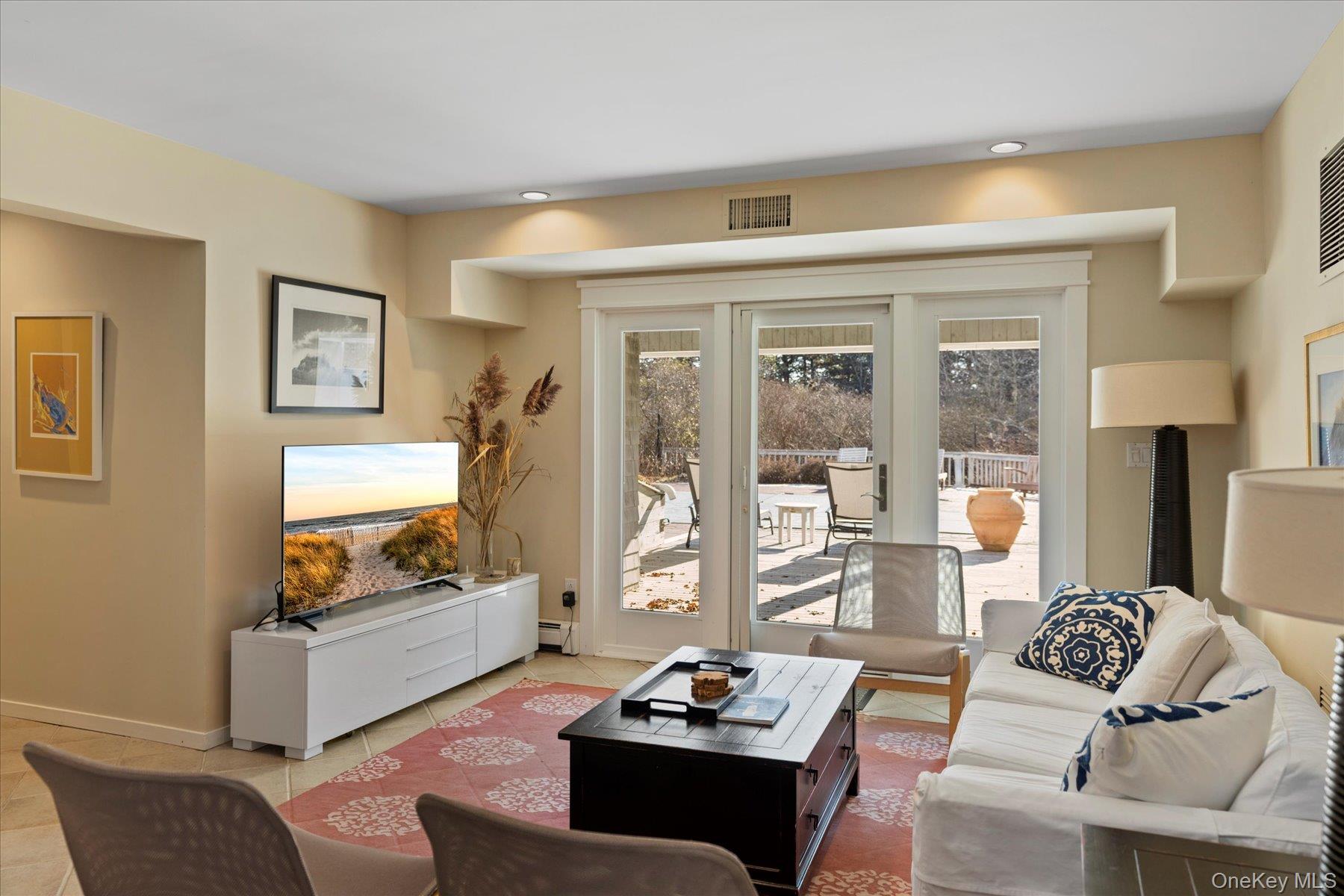 61 Seabreeze Lane Amagansett Amagansett, NY 11930