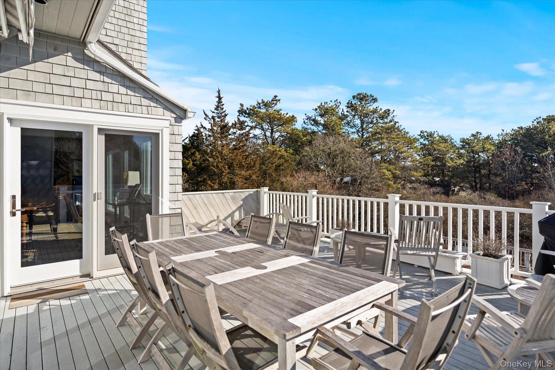 61 Seabreeze Lane Amagansett Amagansett, NY 11930