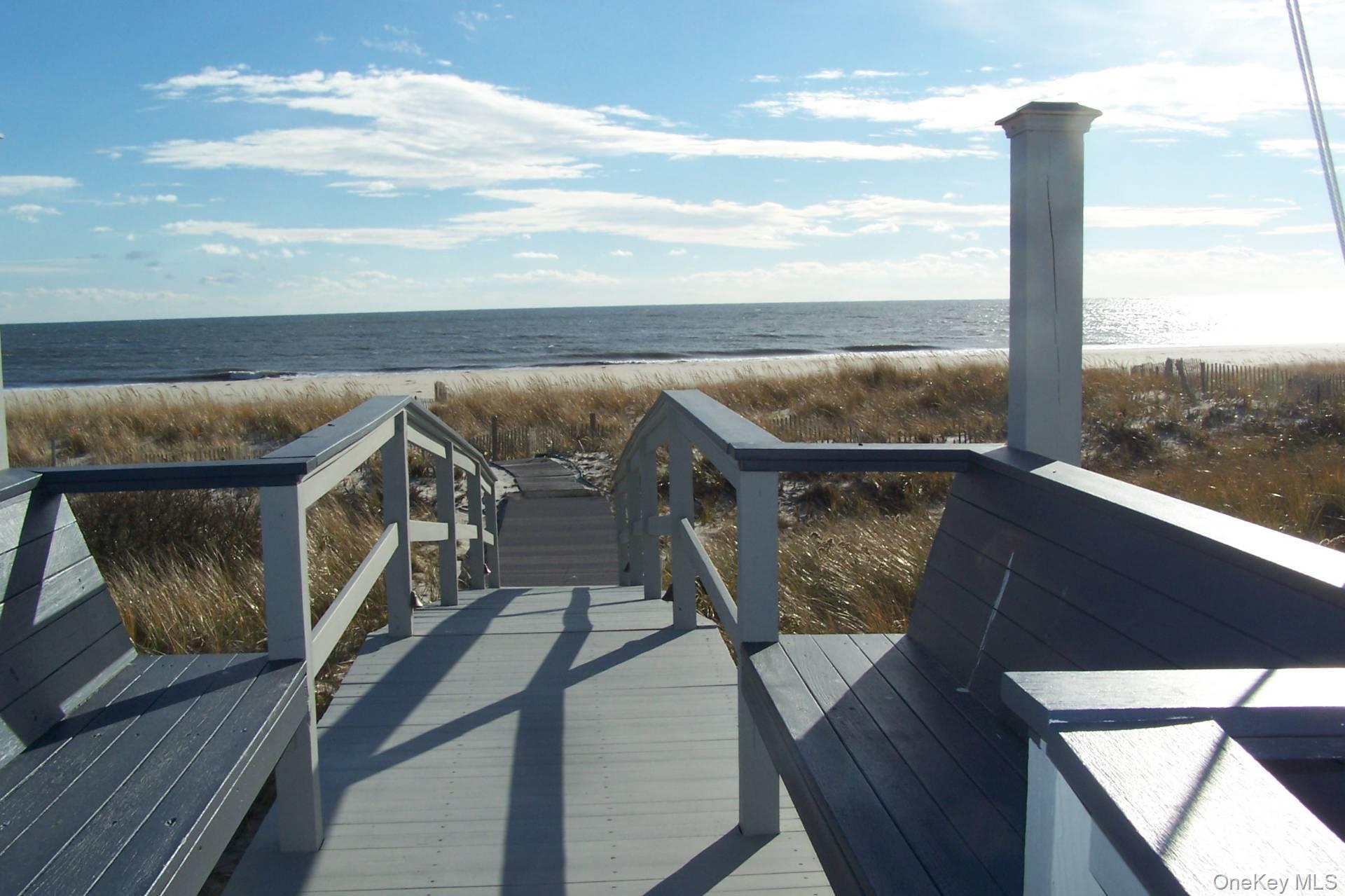 949B Dune Westhampton Dunes, NY 11978