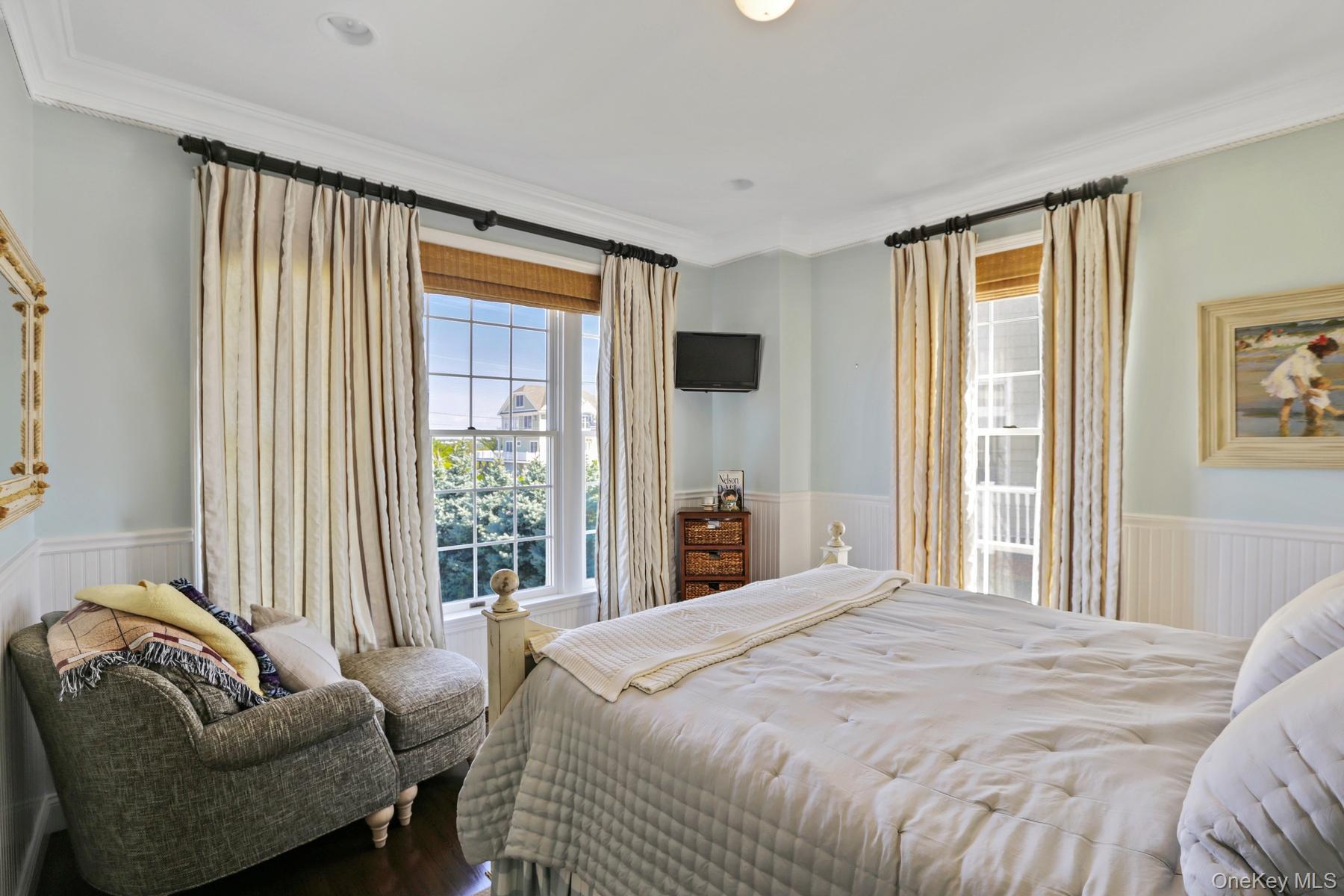 949B Dune Westhampton Dunes, NY 11978