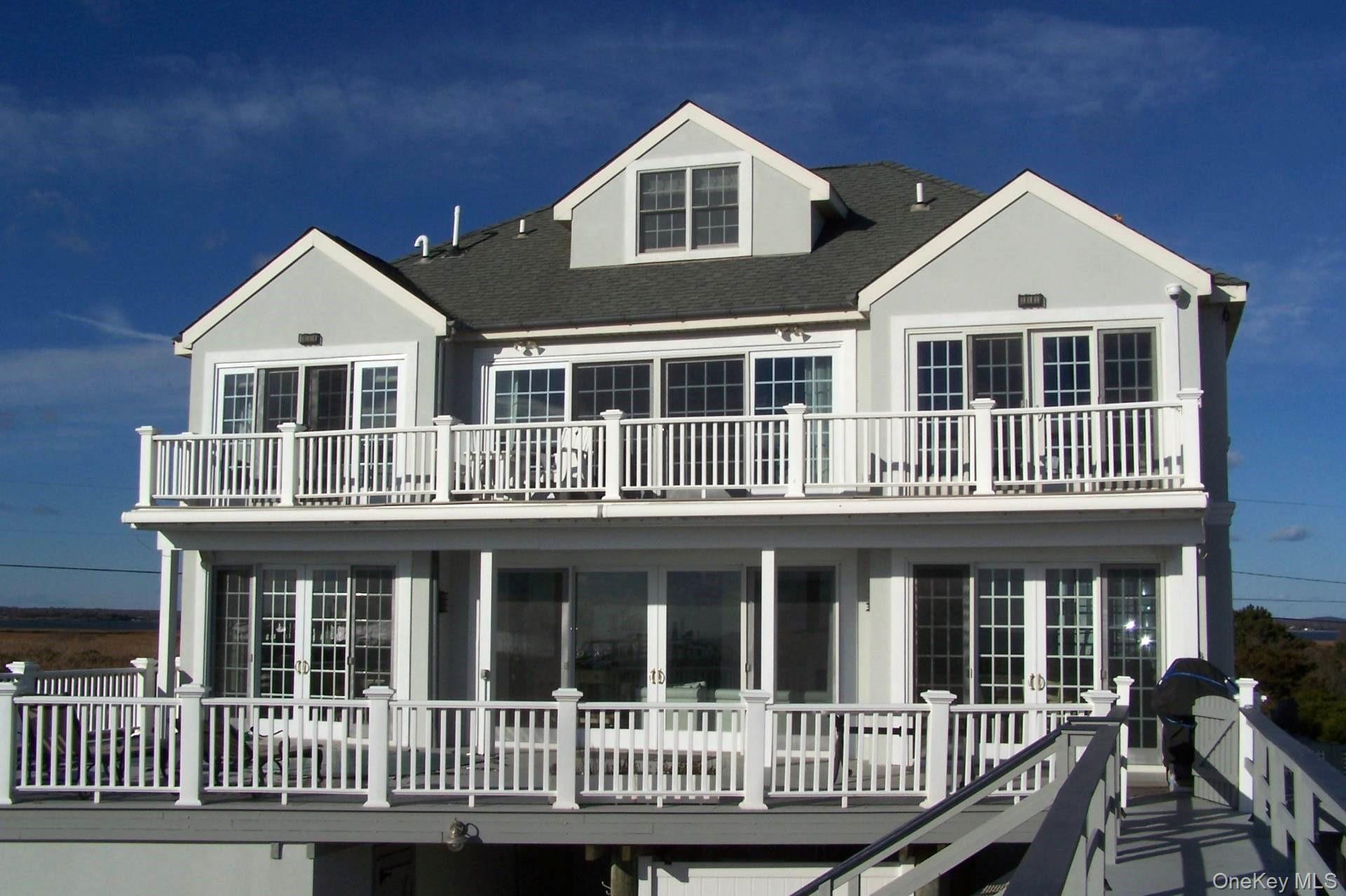 949B Dune Westhampton Dunes, NY 11978