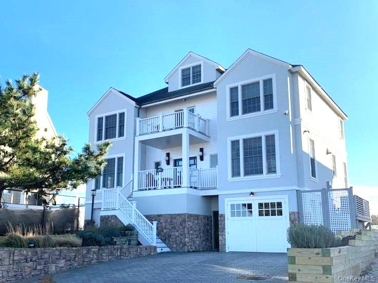 949B Dune Westhampton Dunes, NY 11978