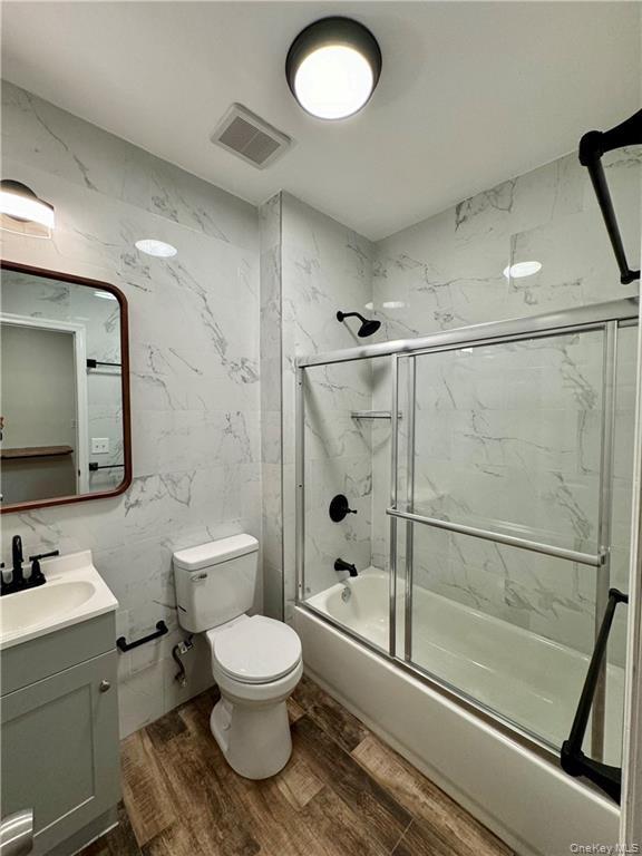 533 9th Avenue New York , NY 10018