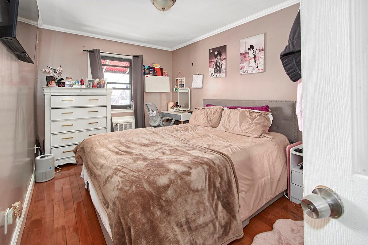 4016 Wilder Avenue Bronx, NY 10466