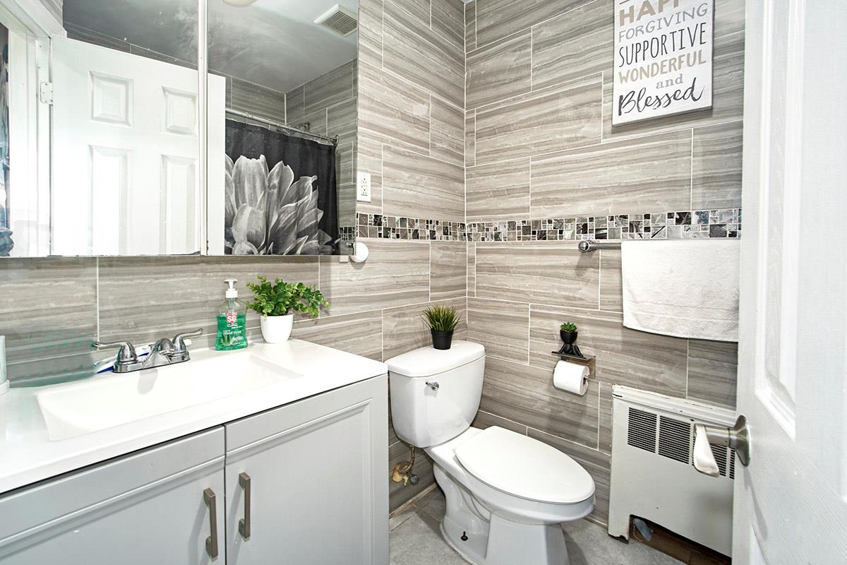 4016 Wilder Avenue Bronx, NY 10466