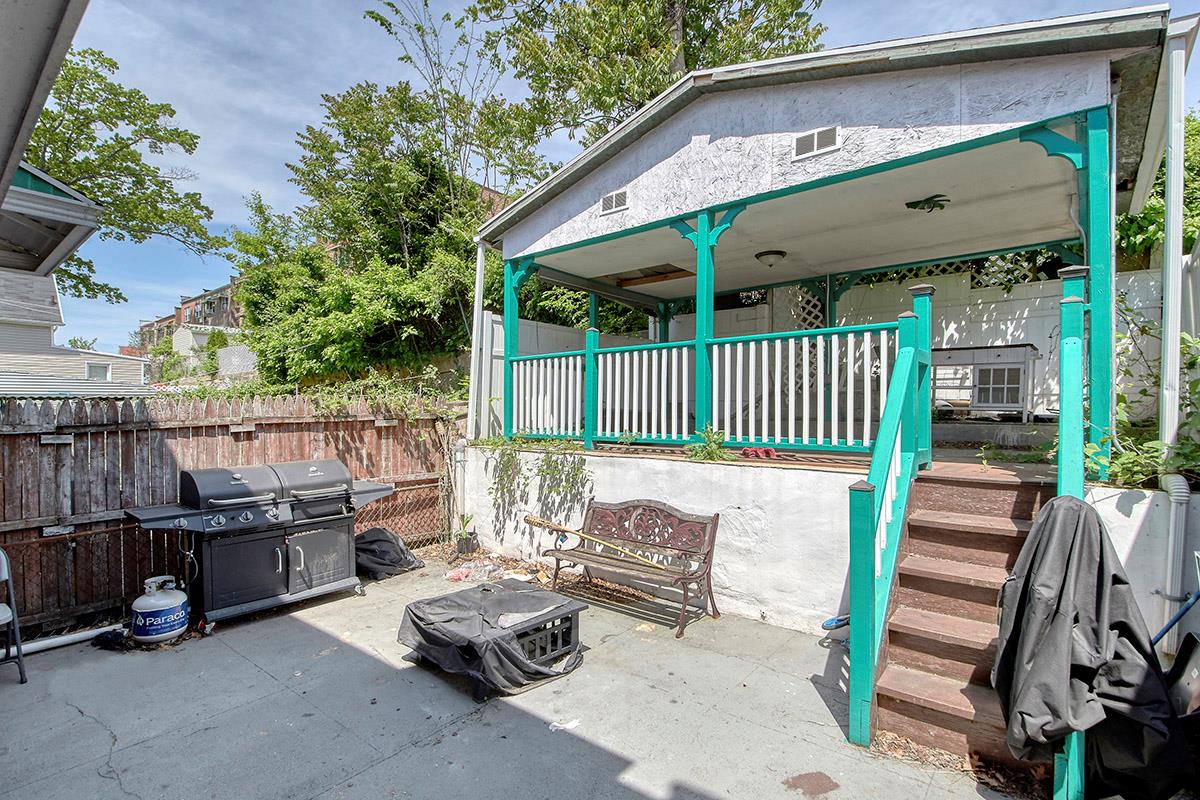 4016 Wilder Avenue Bronx, NY 10466