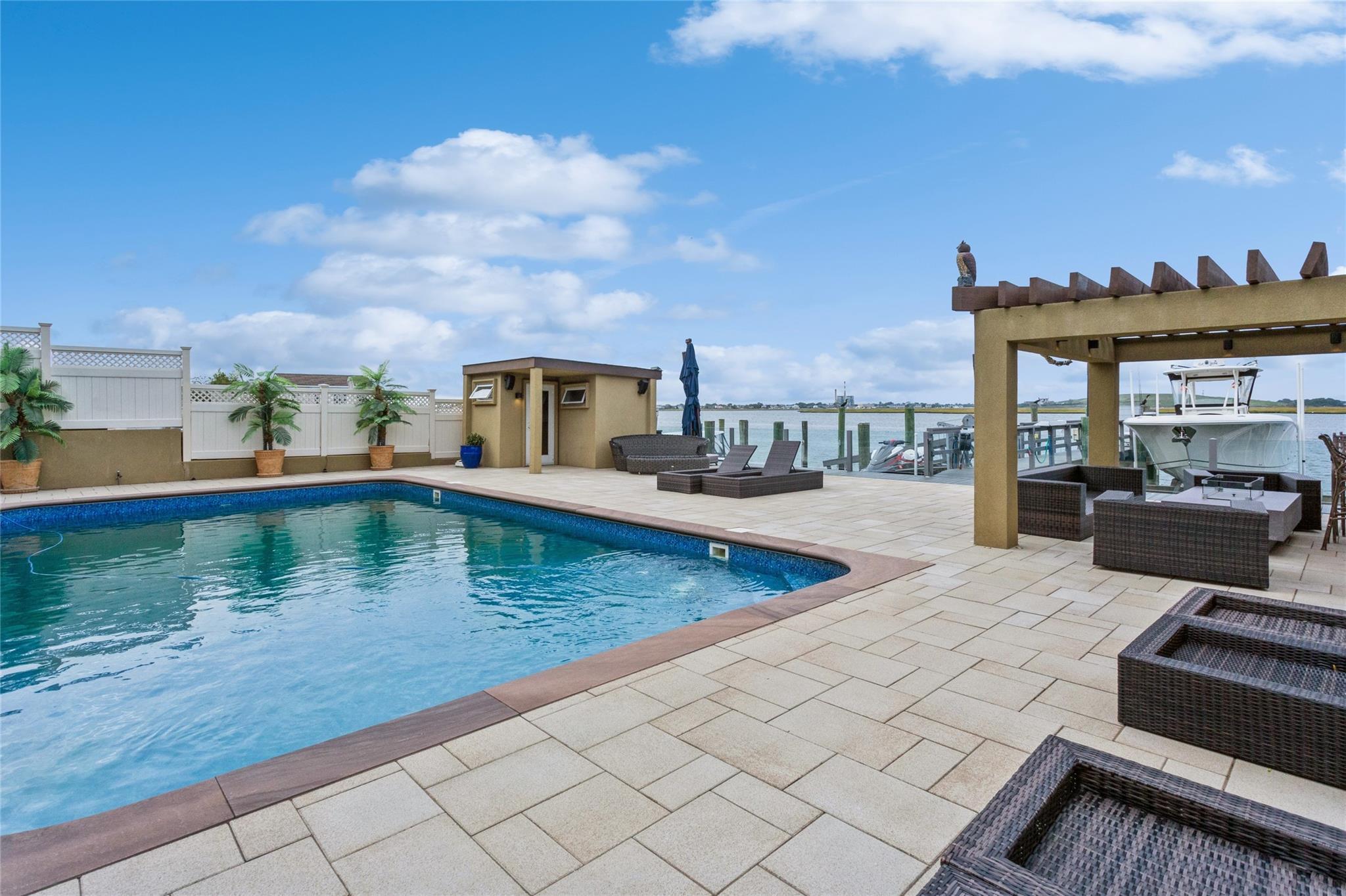 319 Harbor Drive Lido Beach Lido Beach, NY 11561