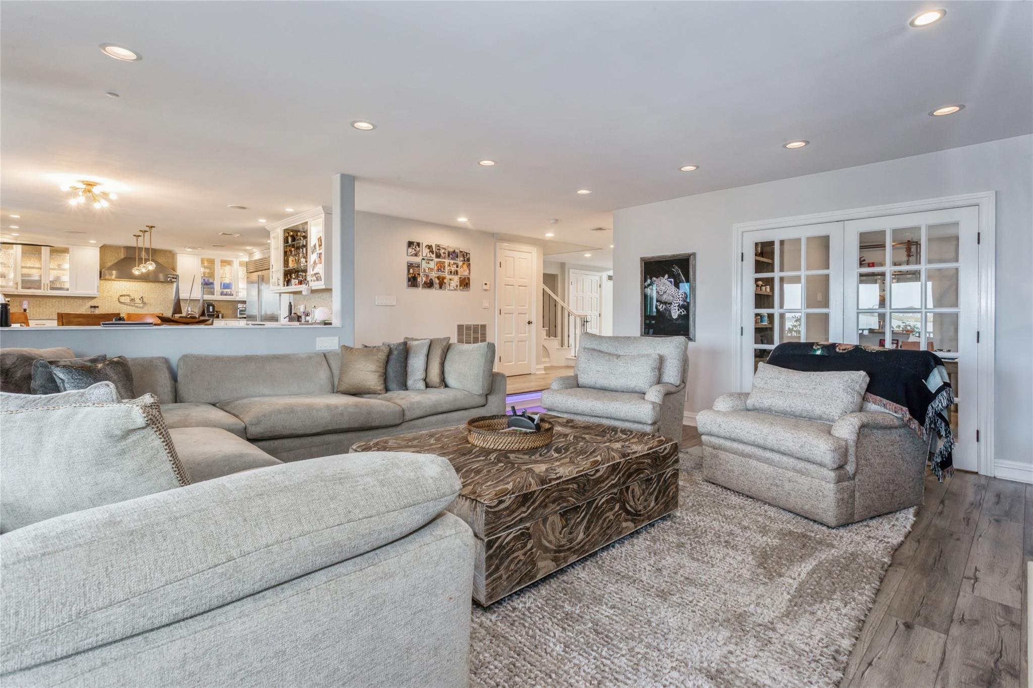 319 Harbor Drive Lido Beach Lido Beach, NY 11561