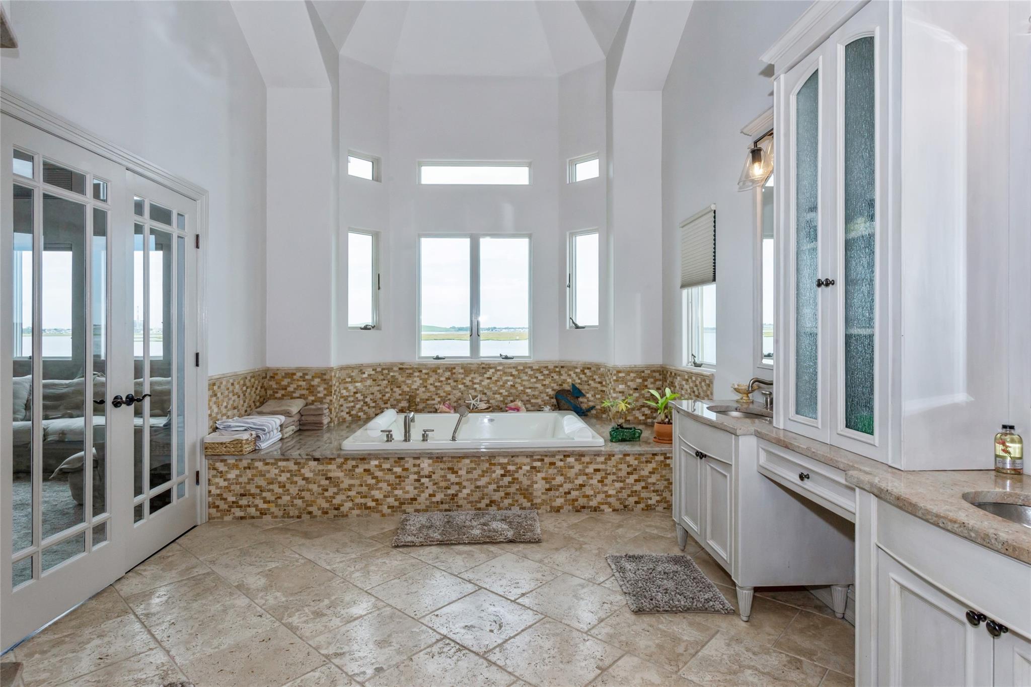 319 Harbor Drive Lido Beach Lido Beach, NY 11561